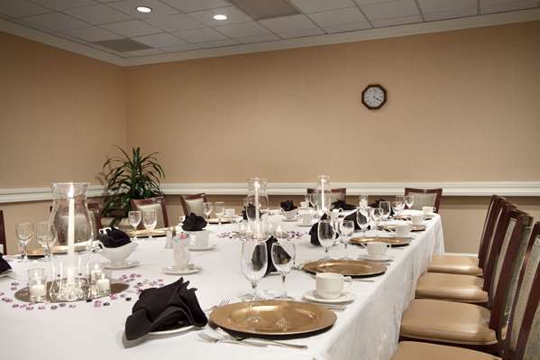 Restaurant - Hilton Hotel Rockville