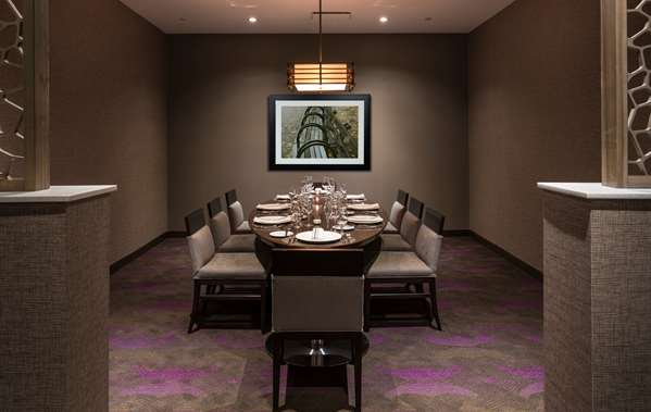 Restaurant - Hilton Hotel Rockville