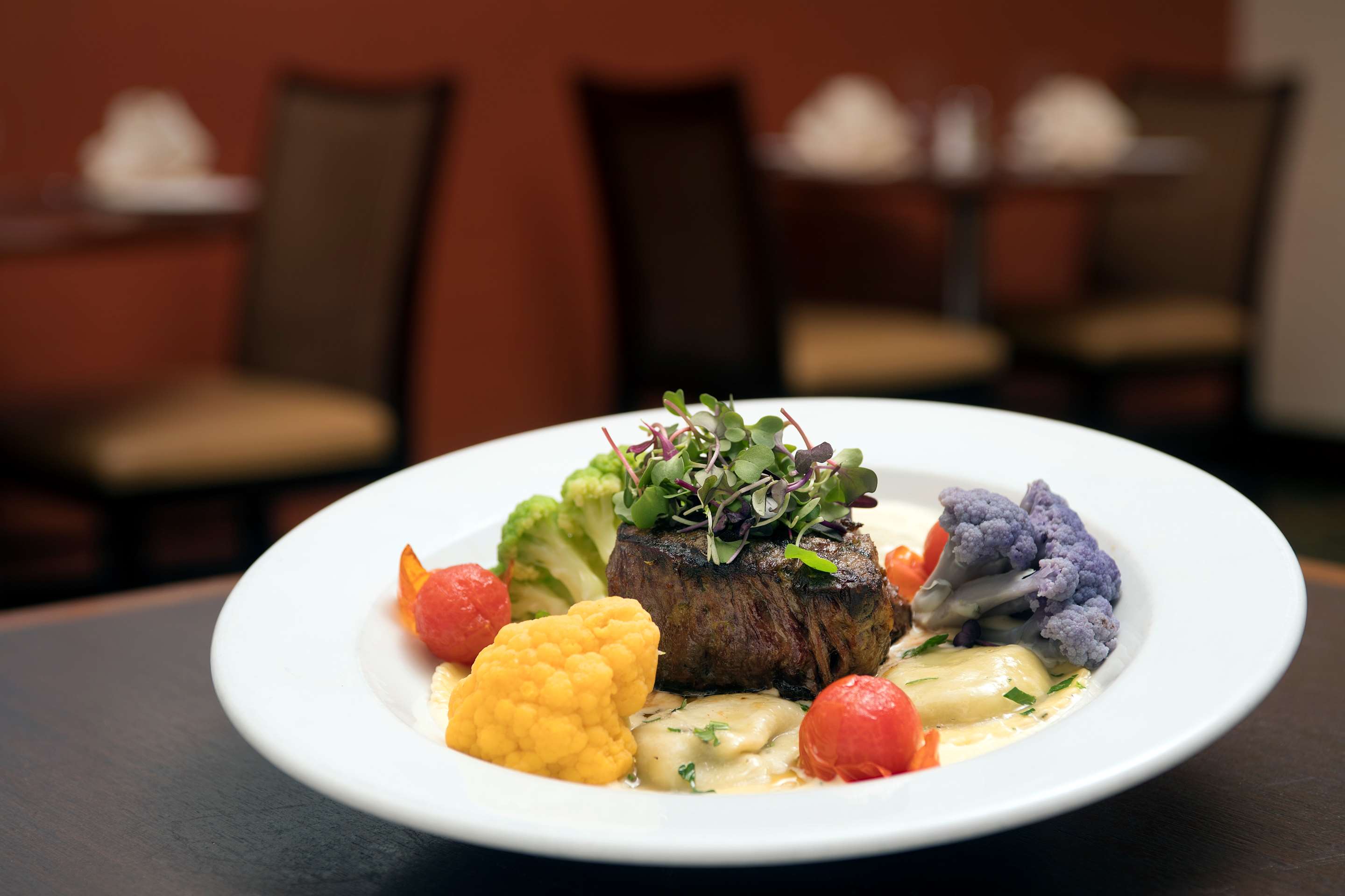 Restaurant | DoubleTree by Hilton Sterling - Dulles Airport