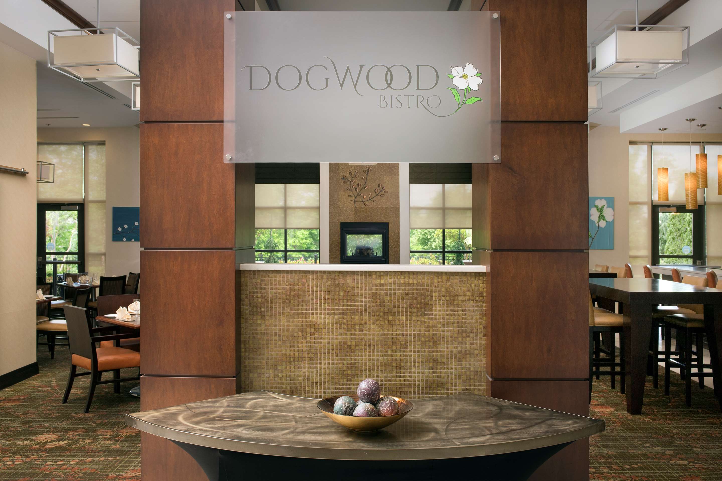 Restaurant | DoubleTree by Hilton Sterling - Dulles Airport
