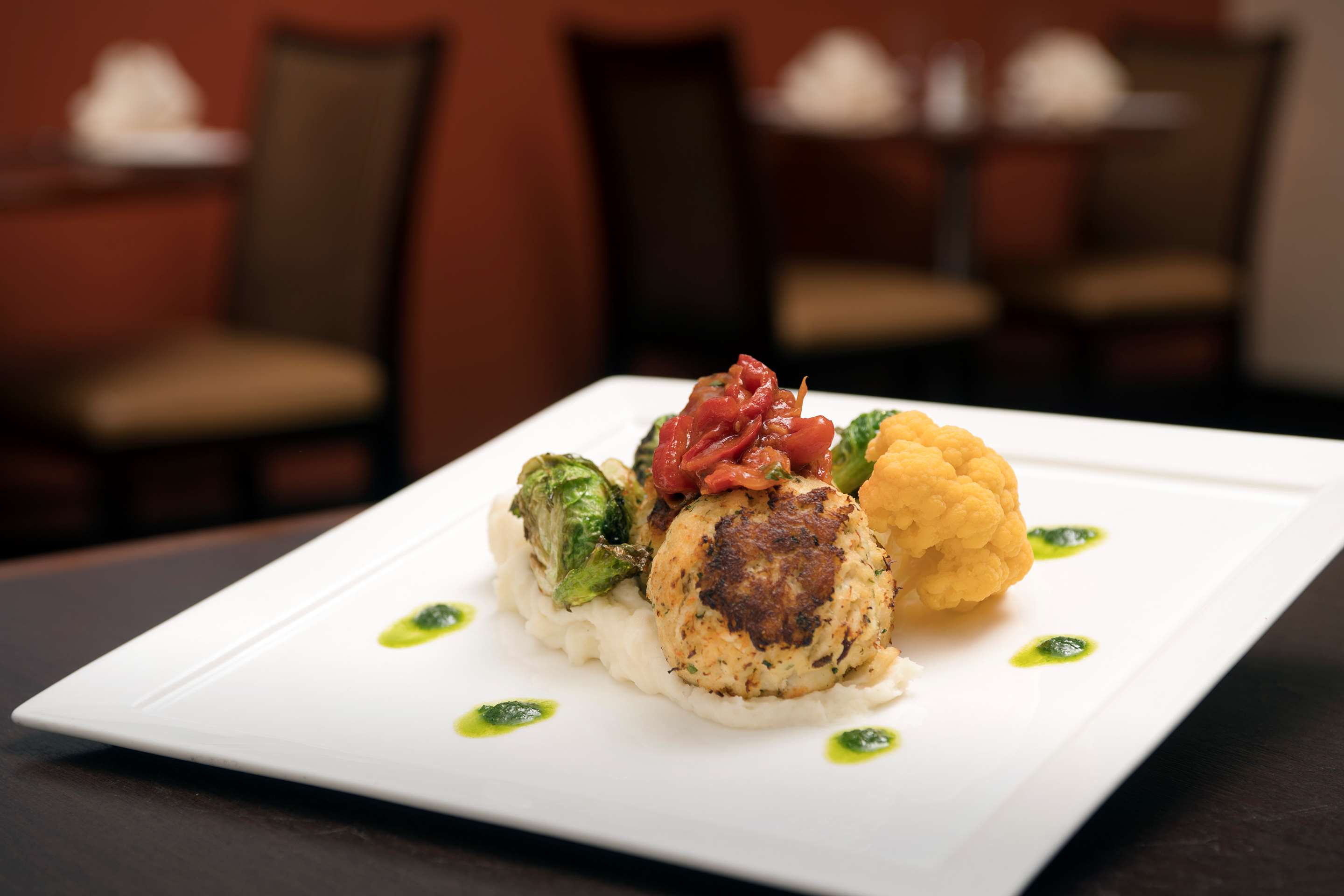 Restaurant | DoubleTree by Hilton Sterling - Dulles Airport