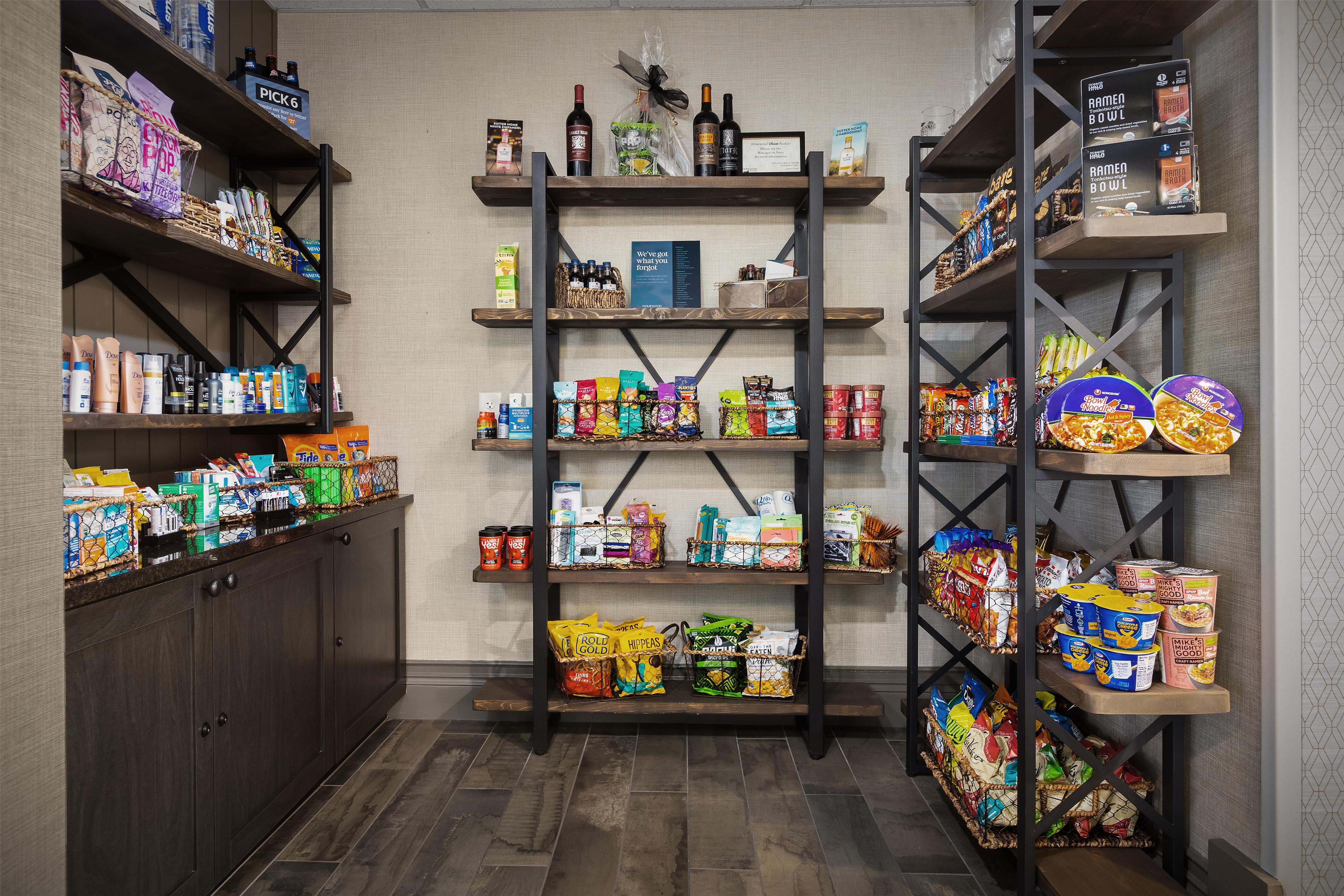 Restaurant | Homewood Suites by Hilton at The Waterfront