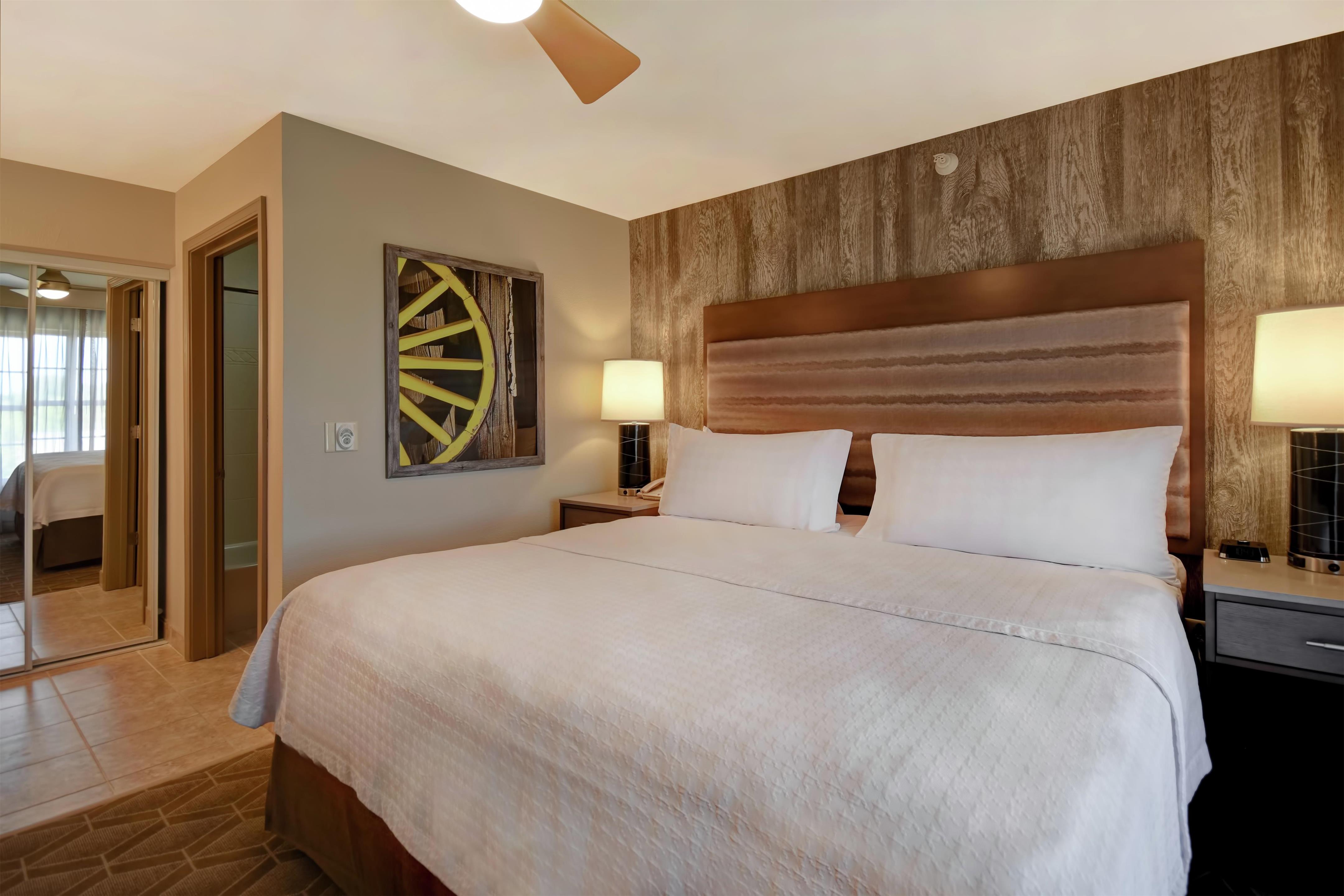 Guest room