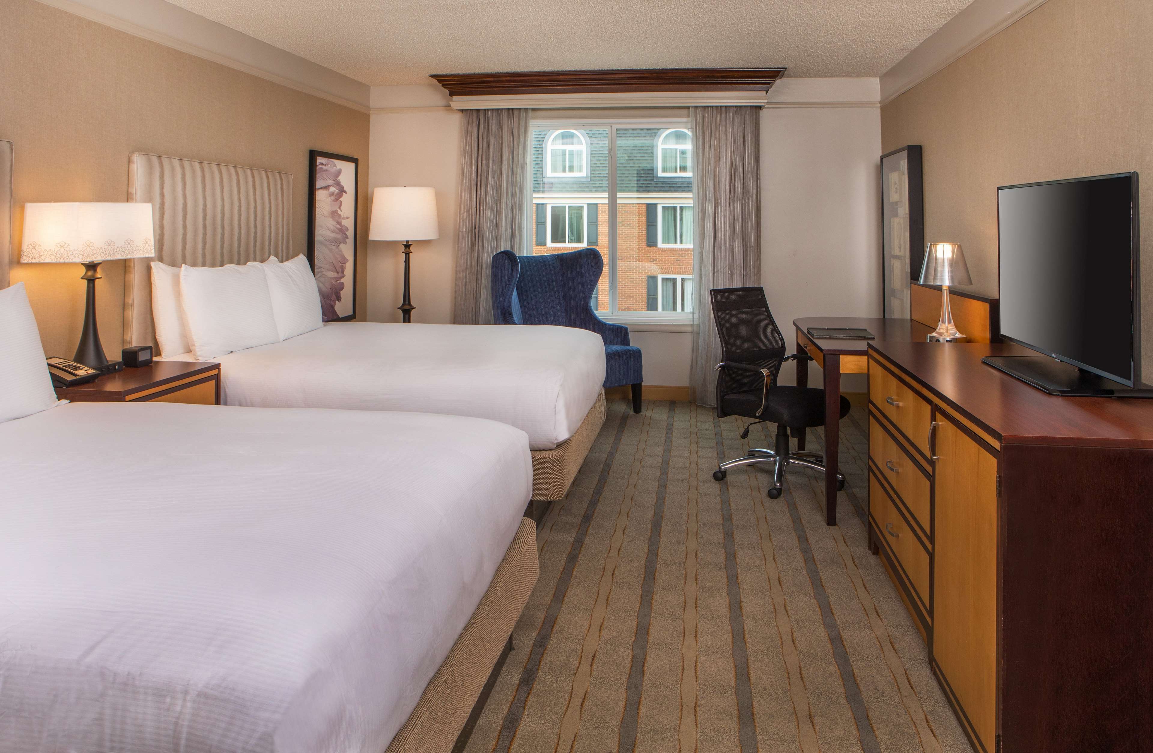 Hilton Wilmington/Christiana Room Type - 2QN MOB HEARING ACC W TUB