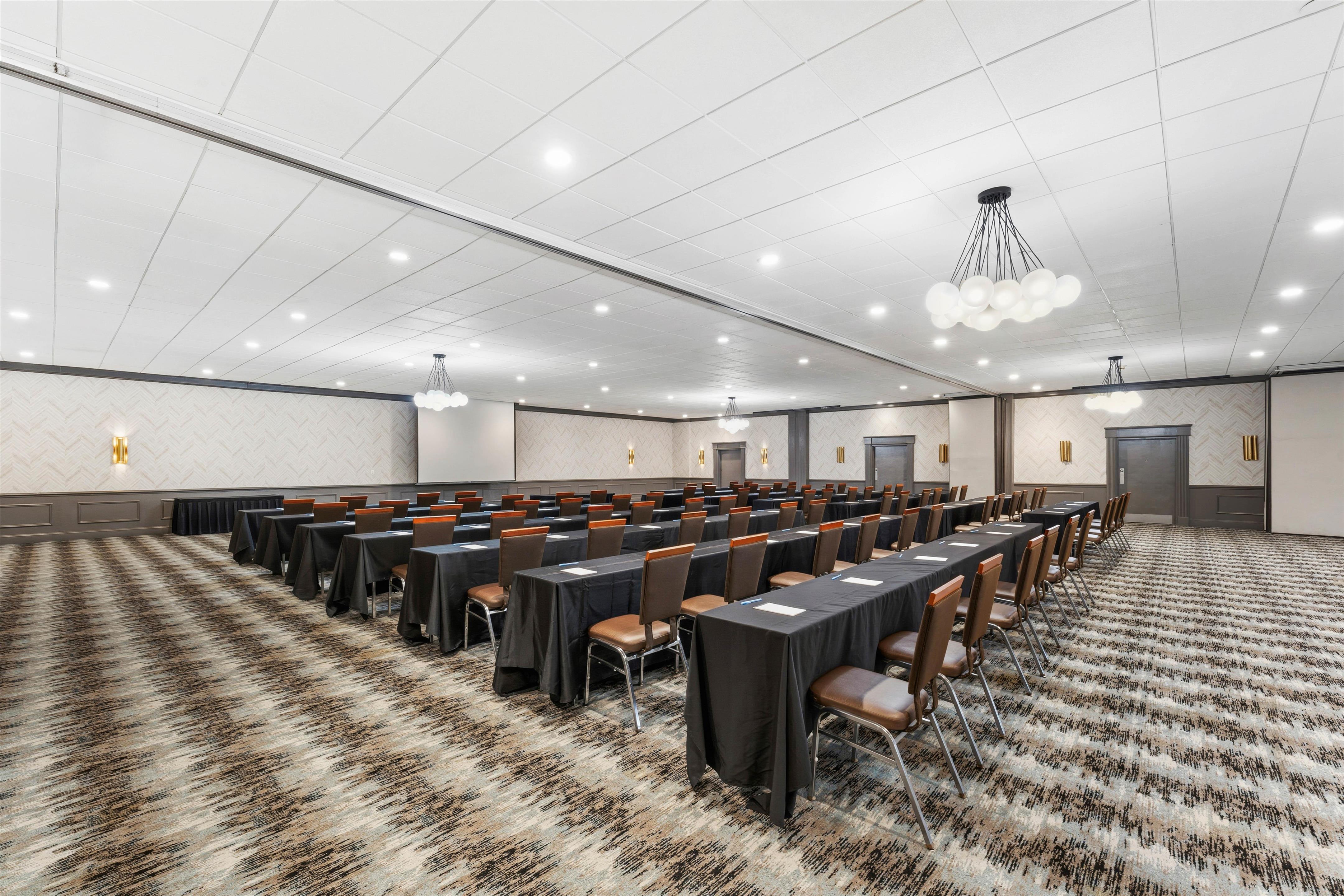 Meeting Room | DoubleTree by Hilton Hotel Wilmington