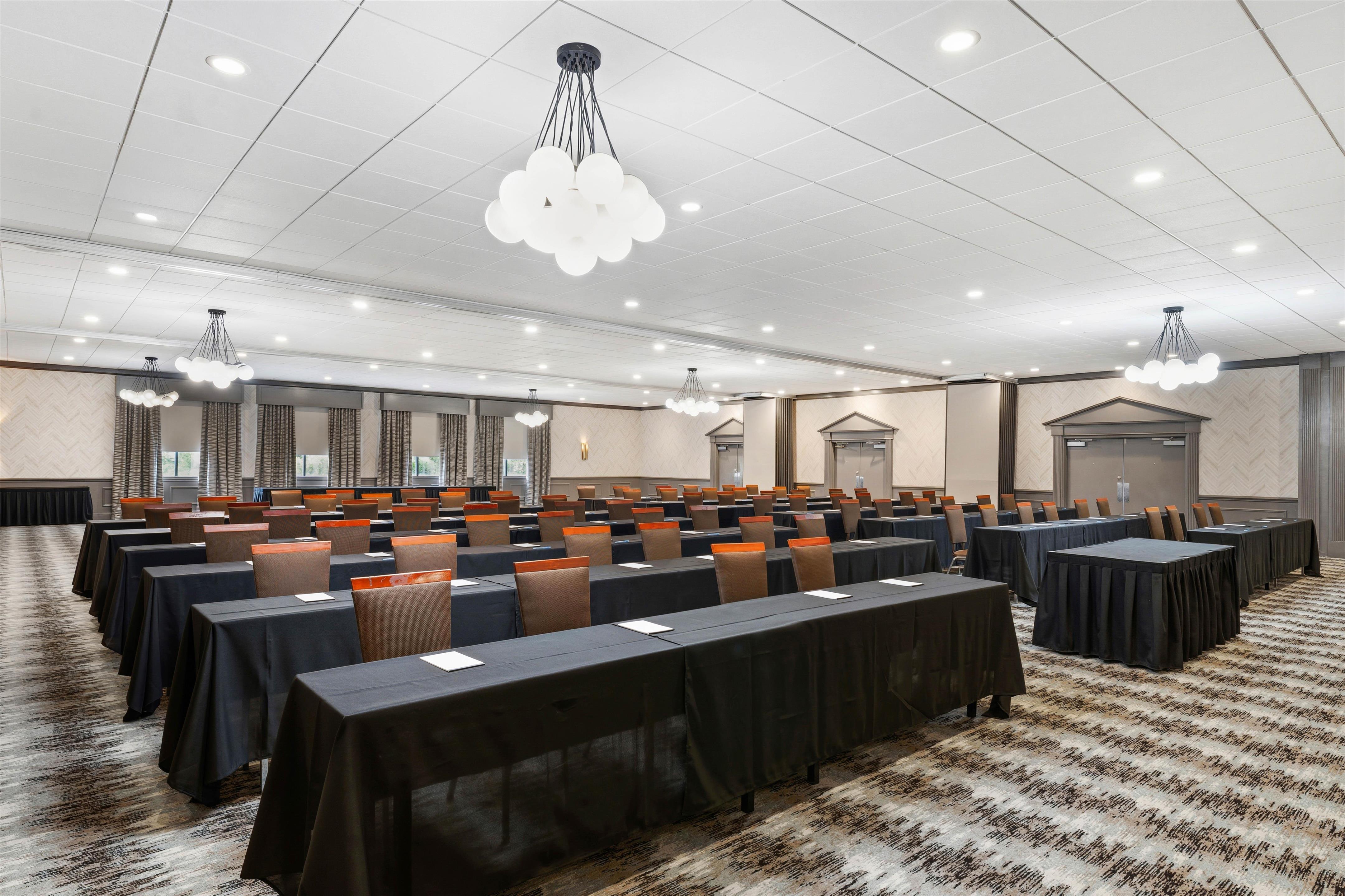Meeting Room | DoubleTree by Hilton Hotel Wilmington