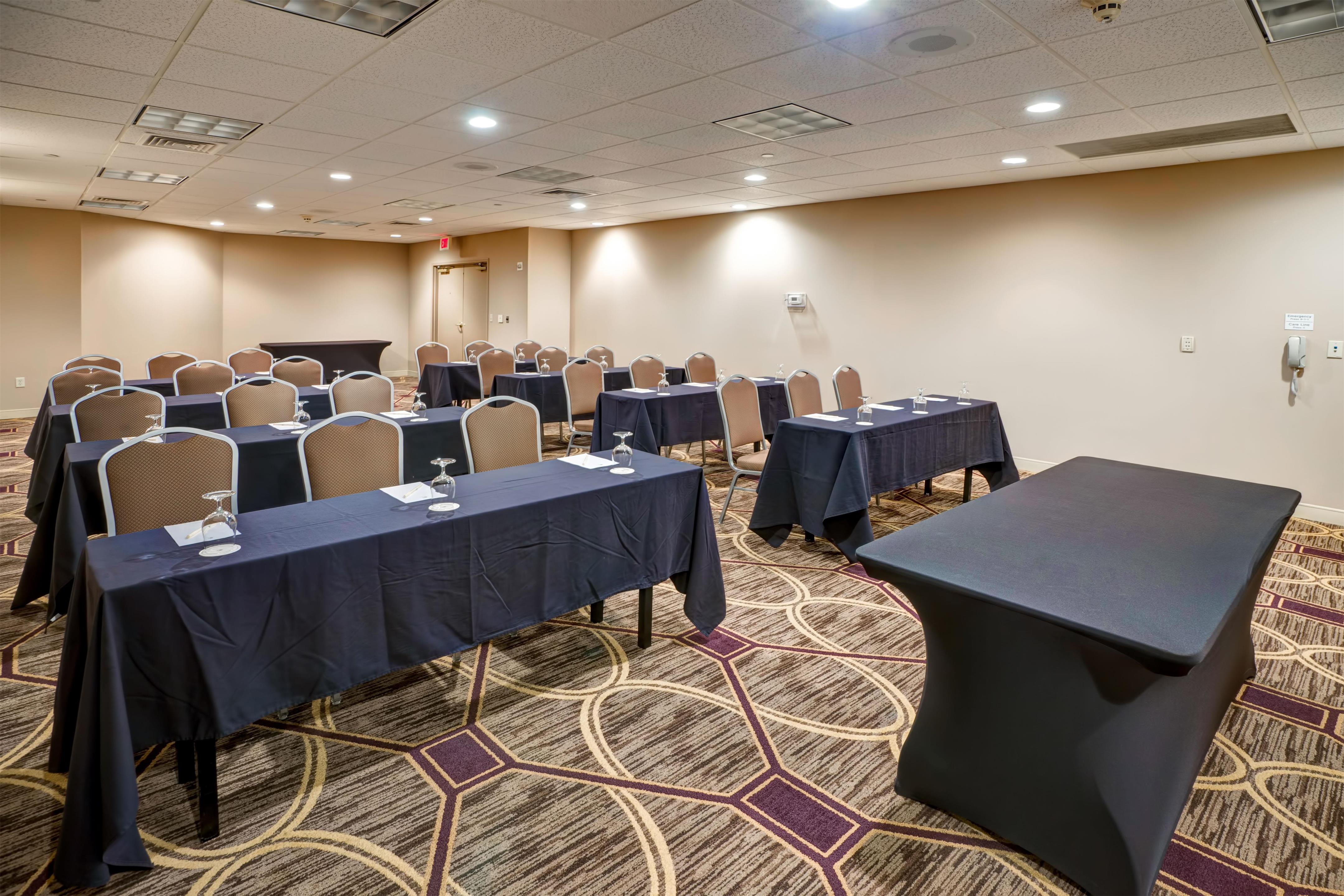 Meeting Room | DoubleTree by Hilton Downtown Wilmington - Legal District