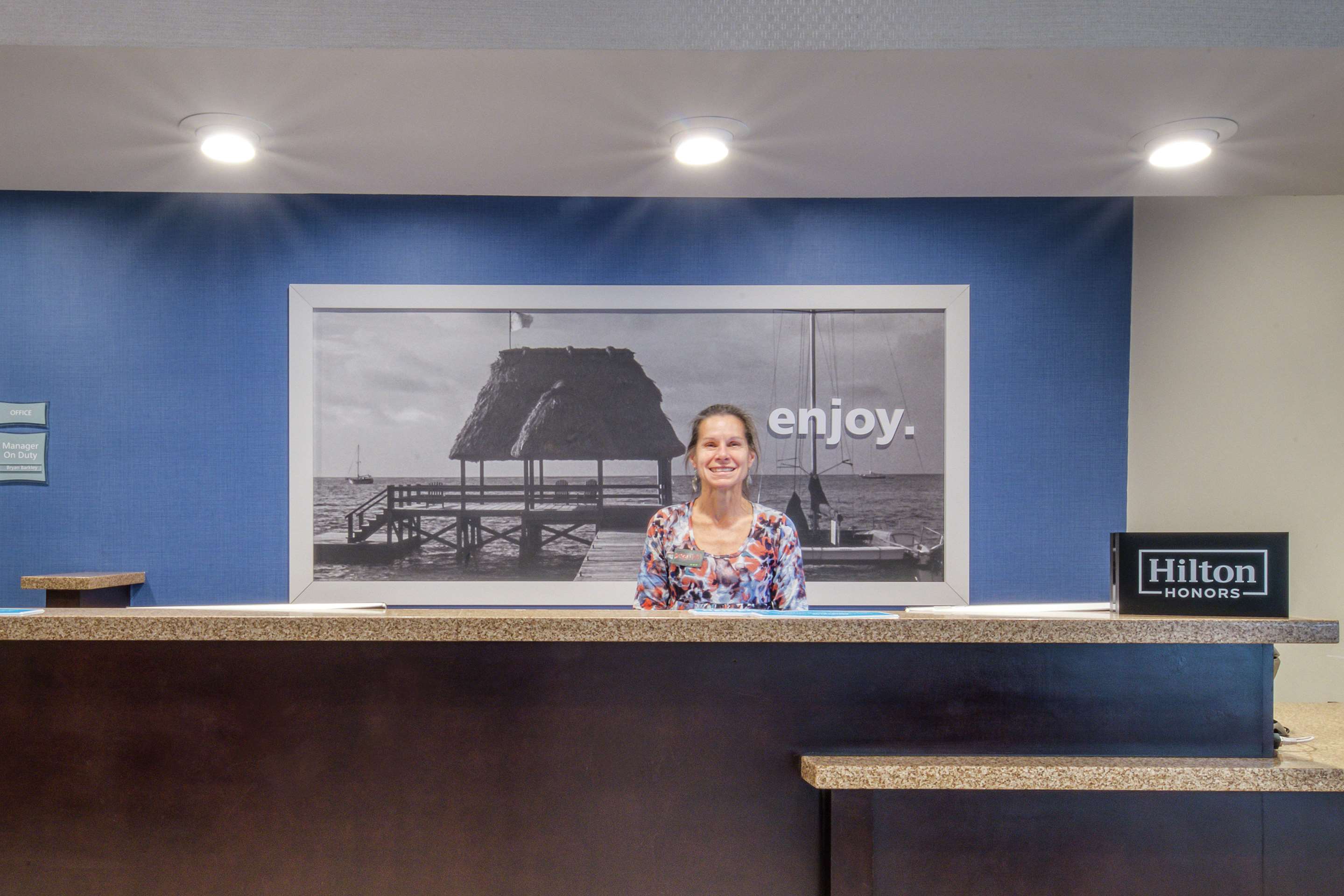 Reception | Hampton Inn & Suites Wilmington/Wrightsville Beach