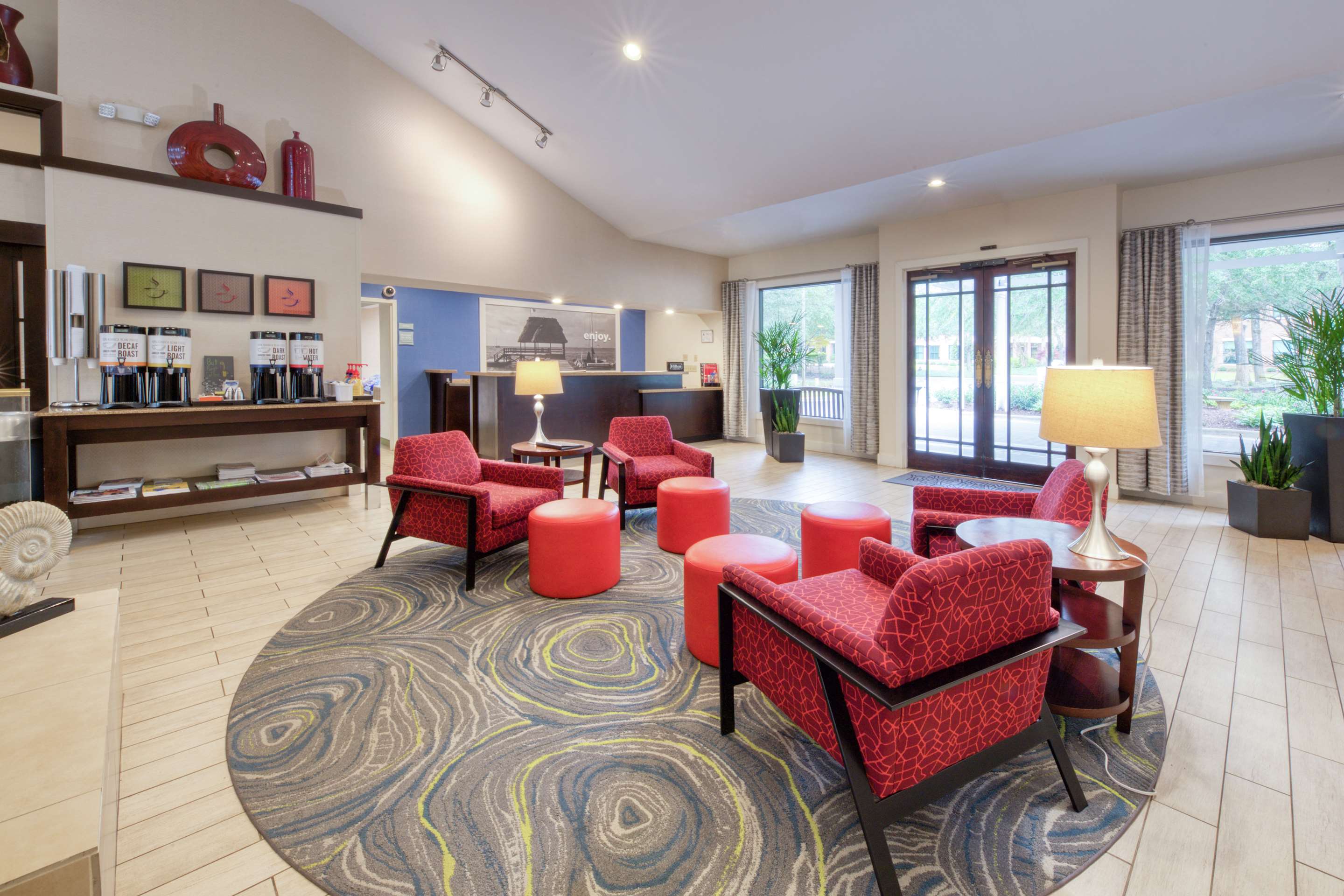 Reception | Hampton Inn & Suites Wilmington/Wrightsville Beach