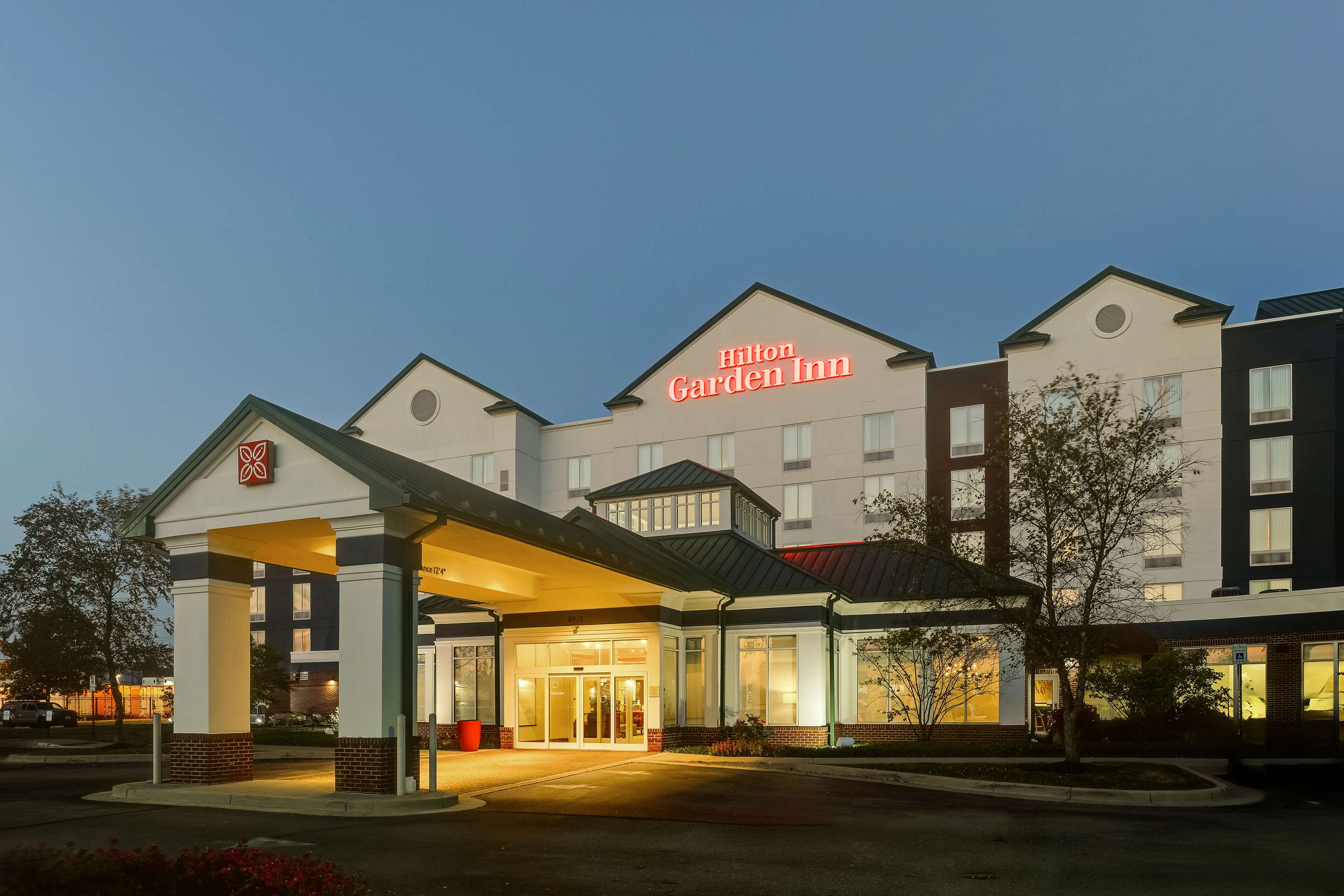 Exterior | Hilton Garden Inn Indianapolis Airport