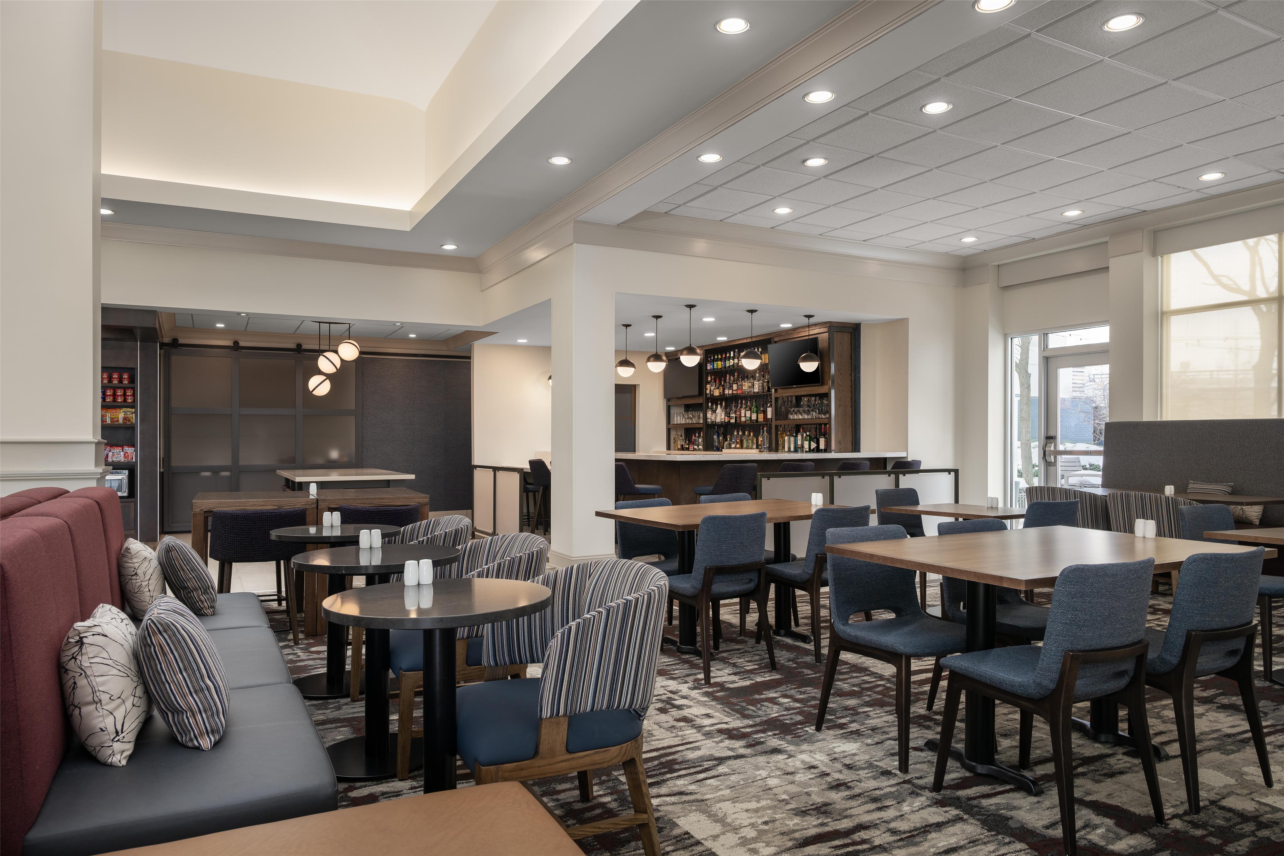 BarLounge | Hilton Garden Inn Indianapolis/Carmel