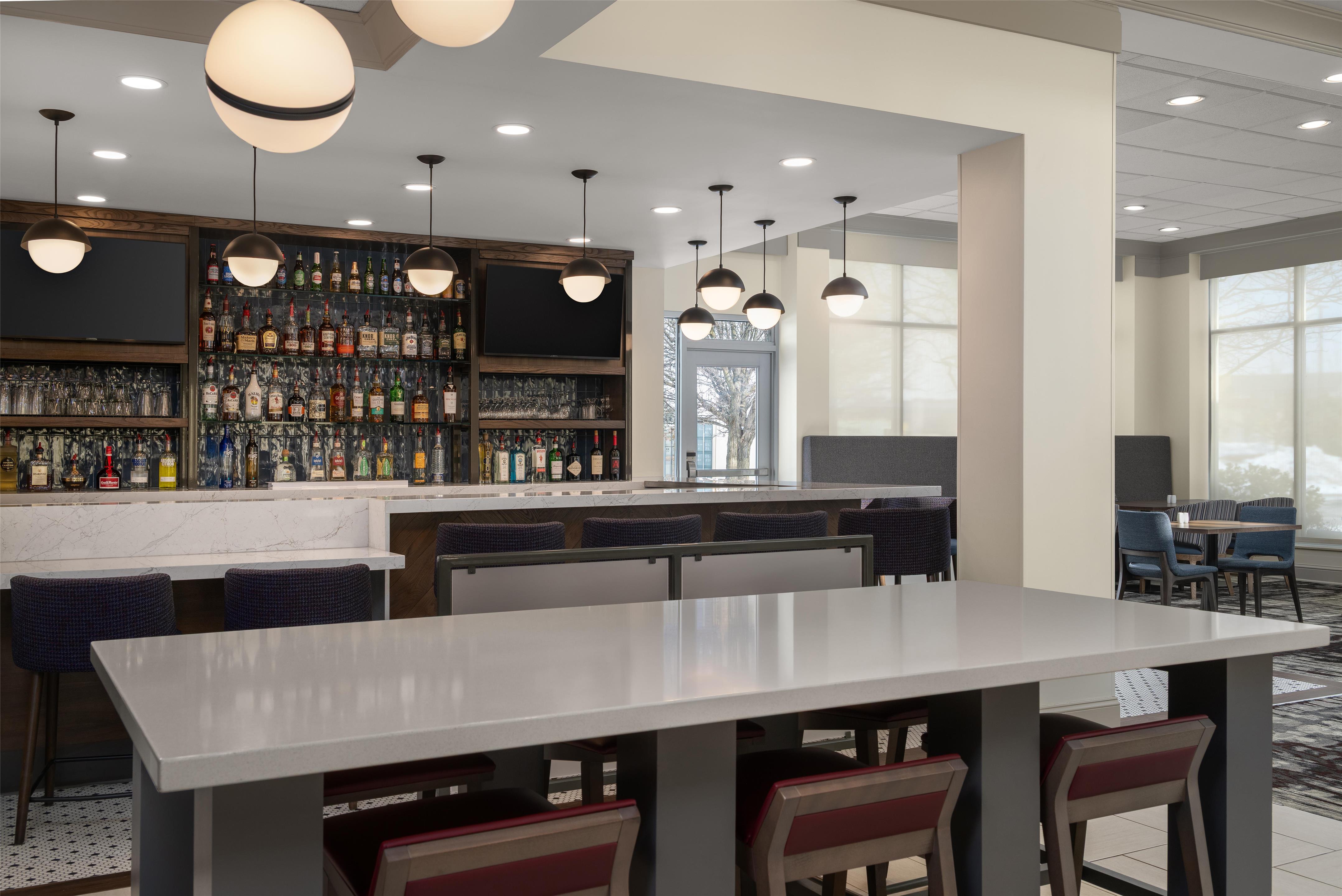BarLounge | Hilton Garden Inn Indianapolis/Carmel