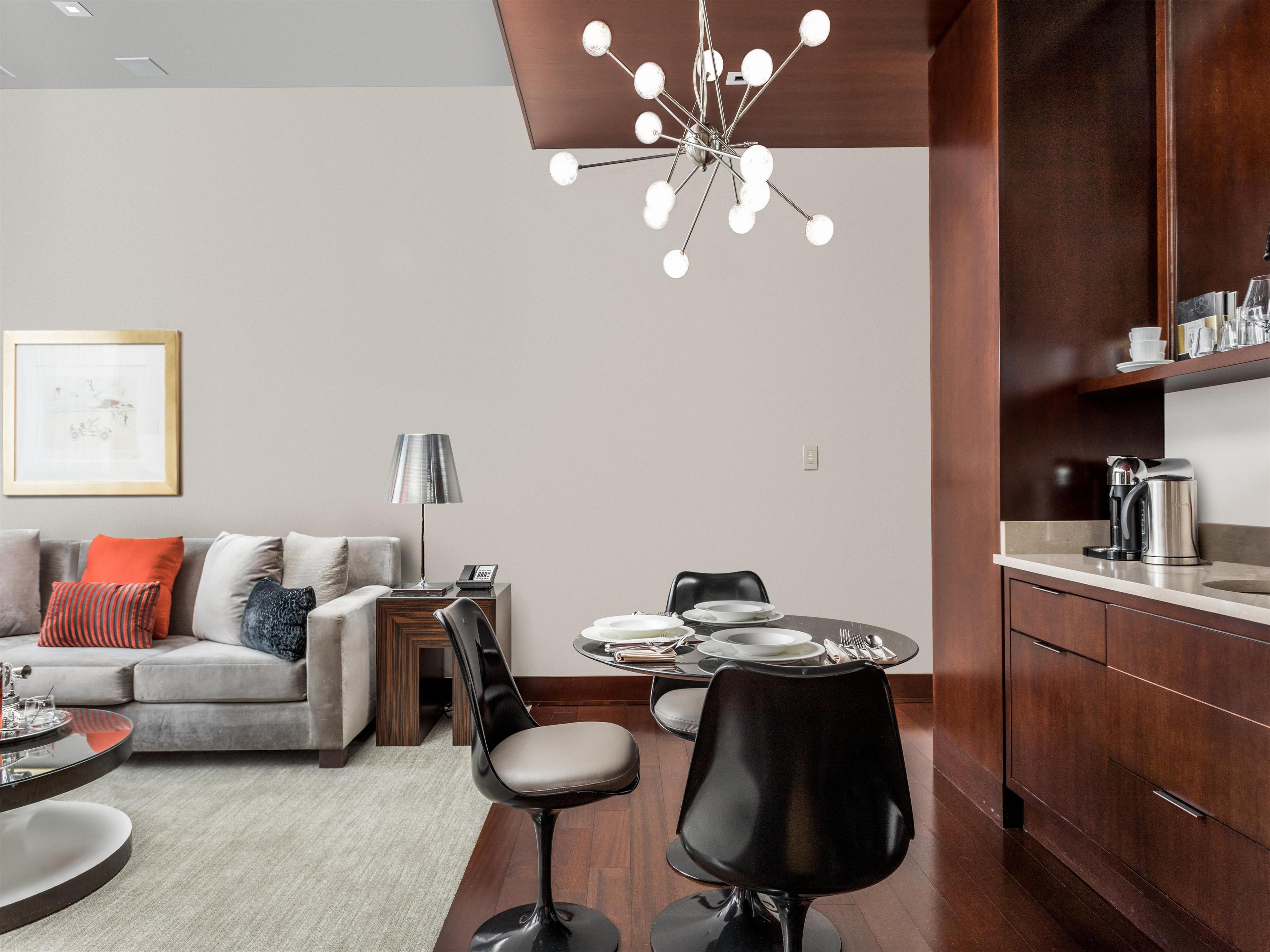 Guest room