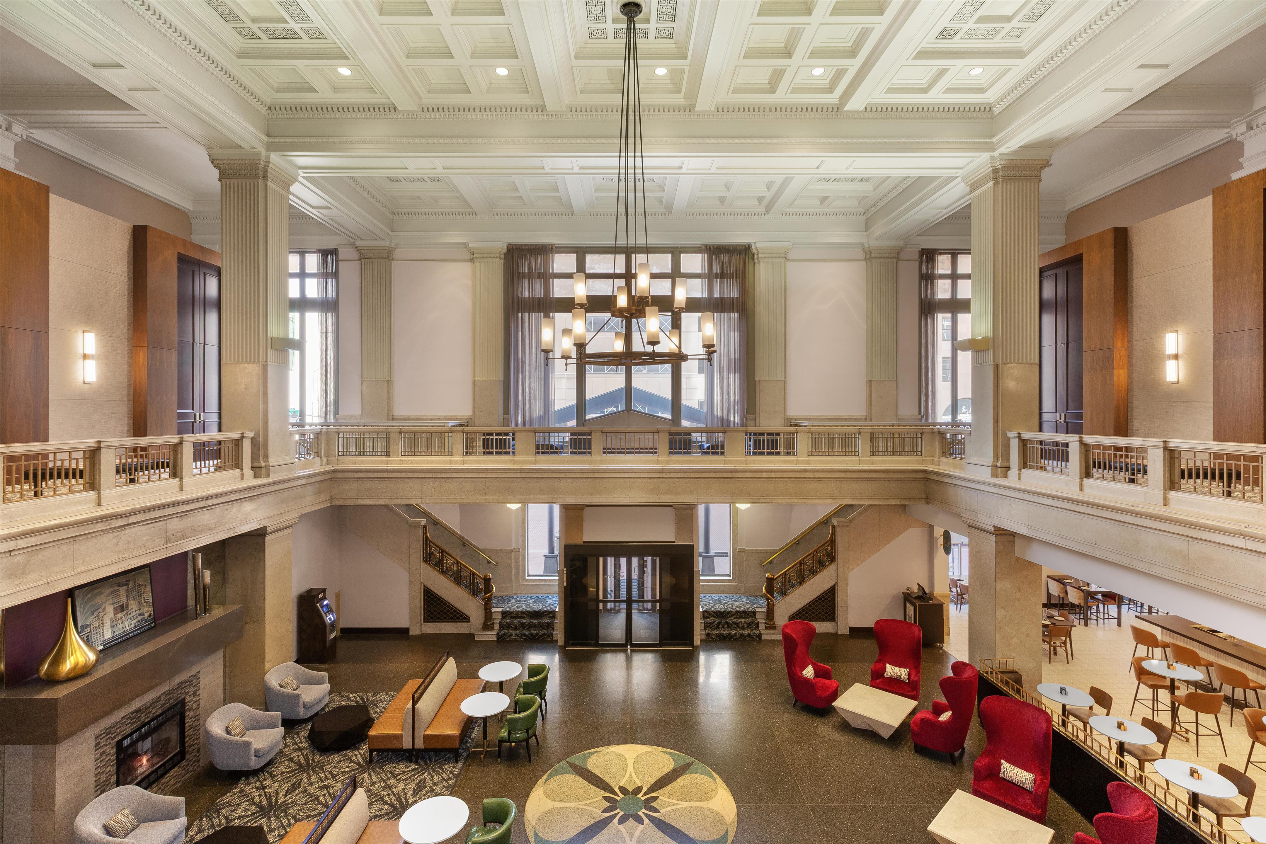 Lobby | Hilton Garden Inn Indianapolis Downtown