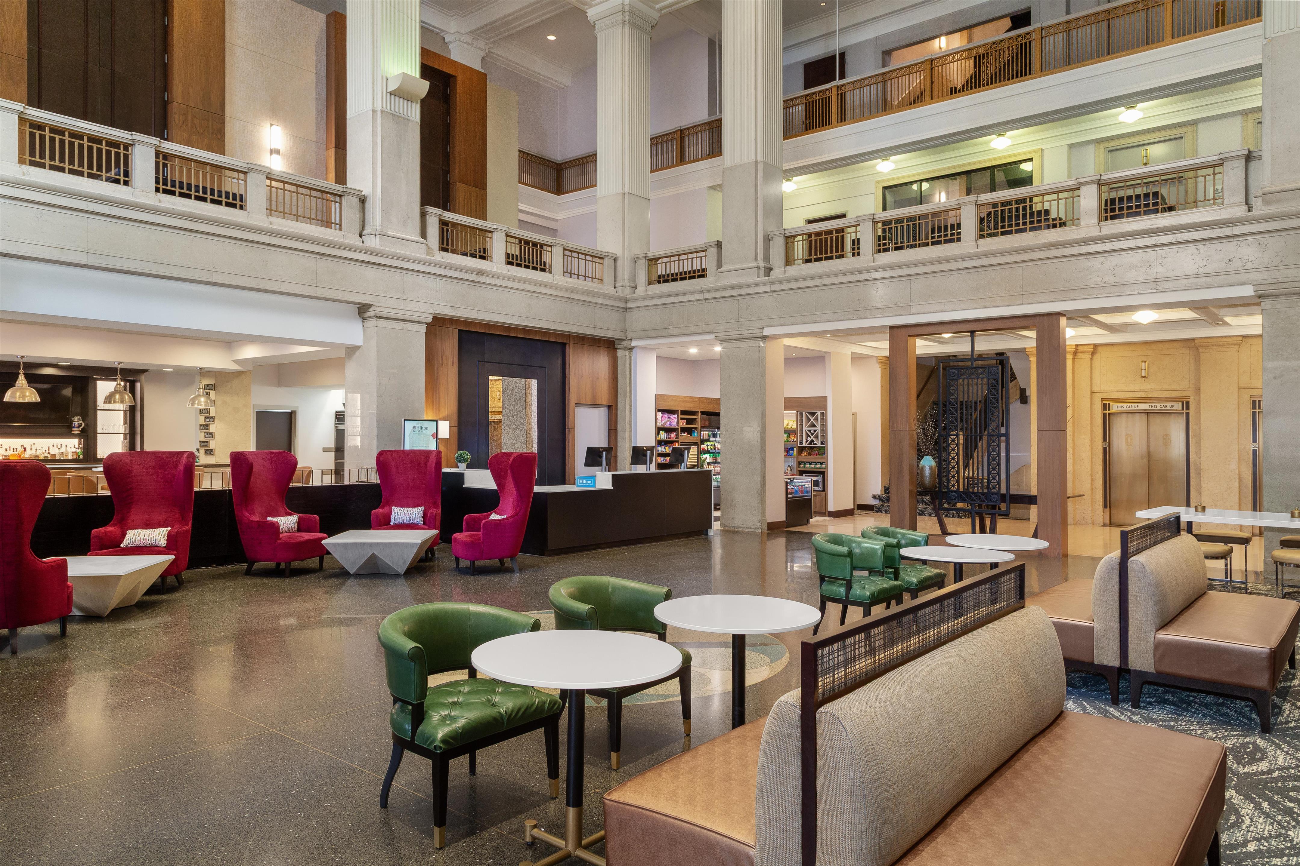 Lobby | Hilton Garden Inn Indianapolis Downtown