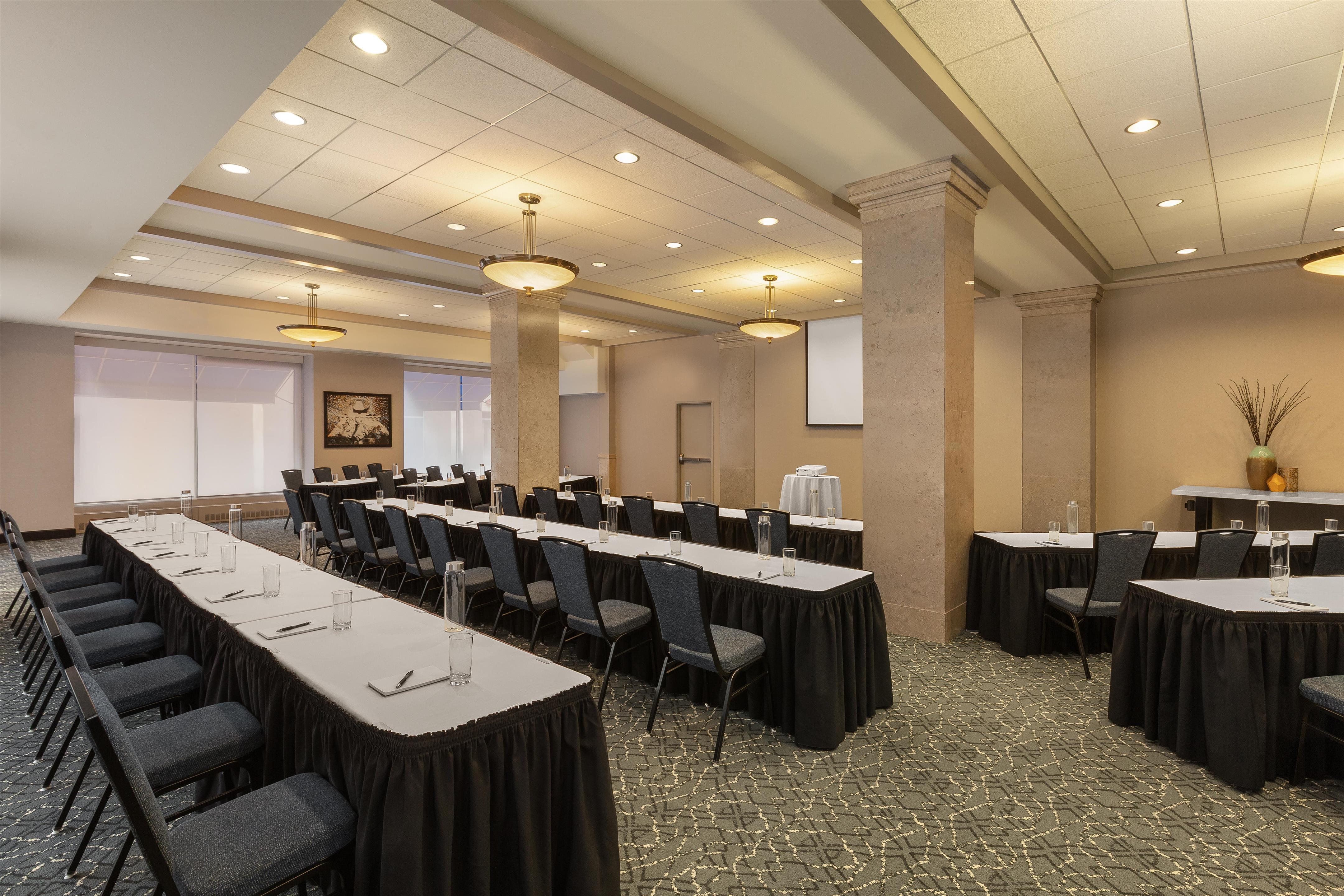 Meeting Room | Hilton Garden Inn Indianapolis Downtown