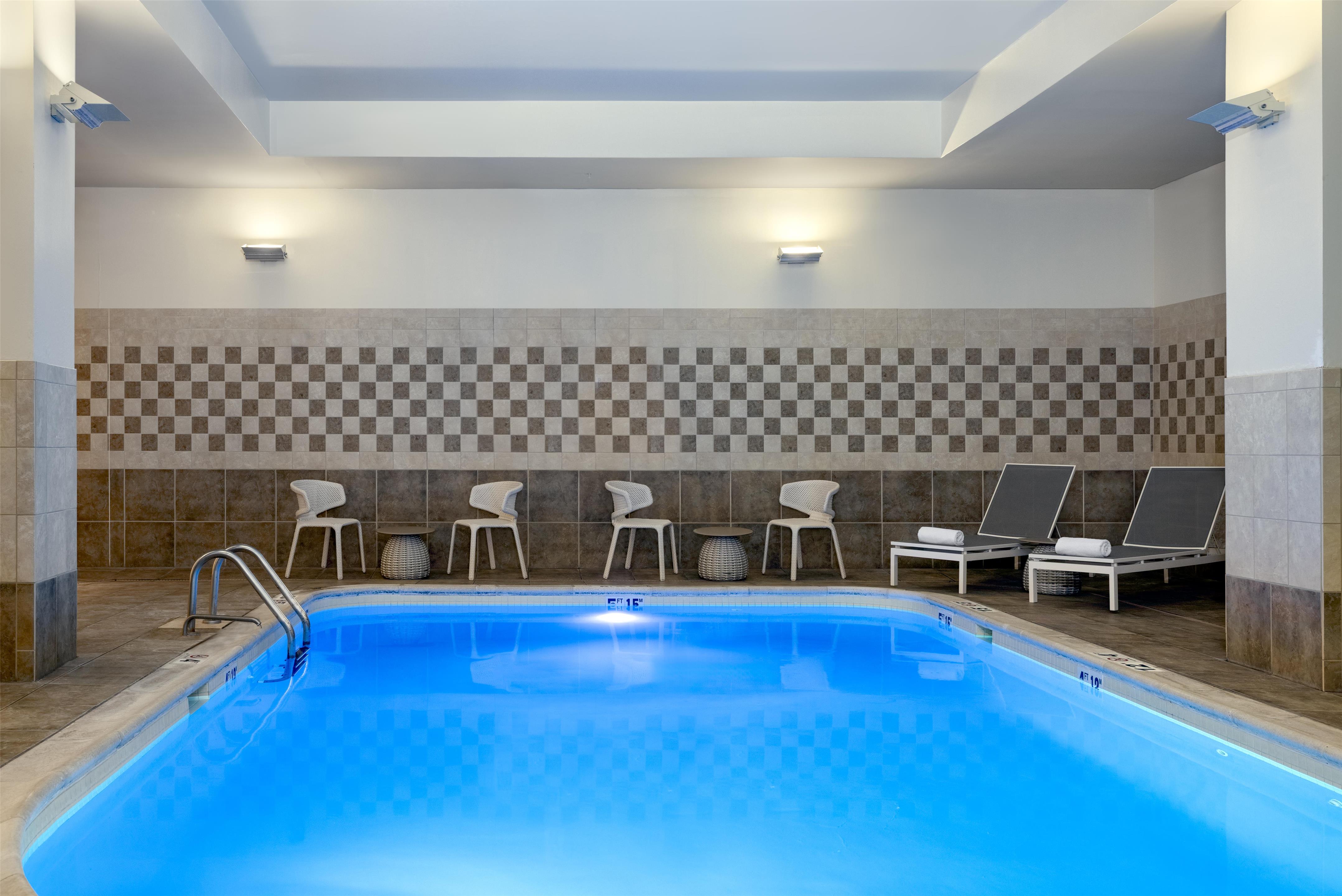 Pool | Hilton Garden Inn Indianapolis Downtown
