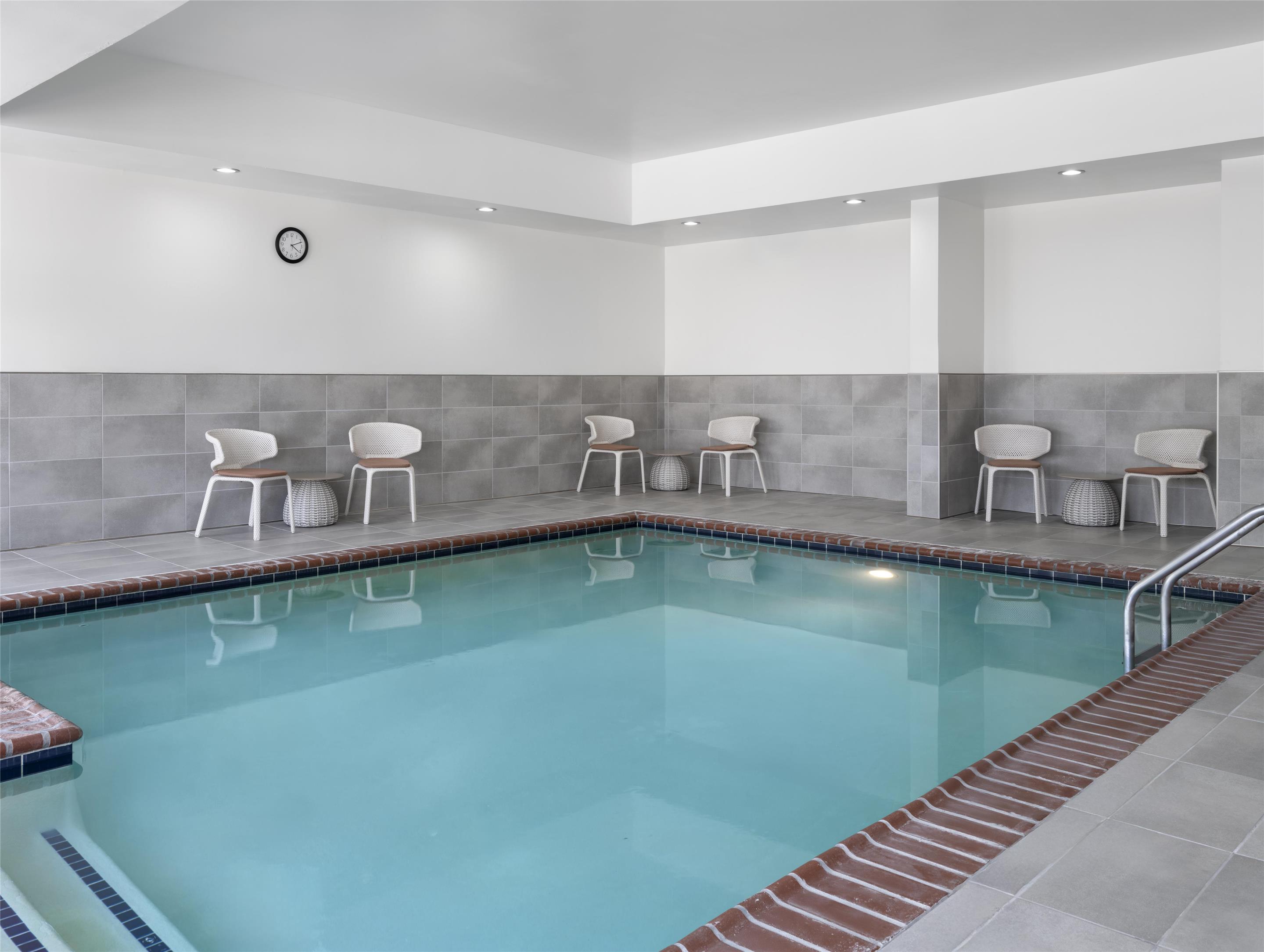Pool | Hilton Garden Inn Indianapolis Northeast/Fishers