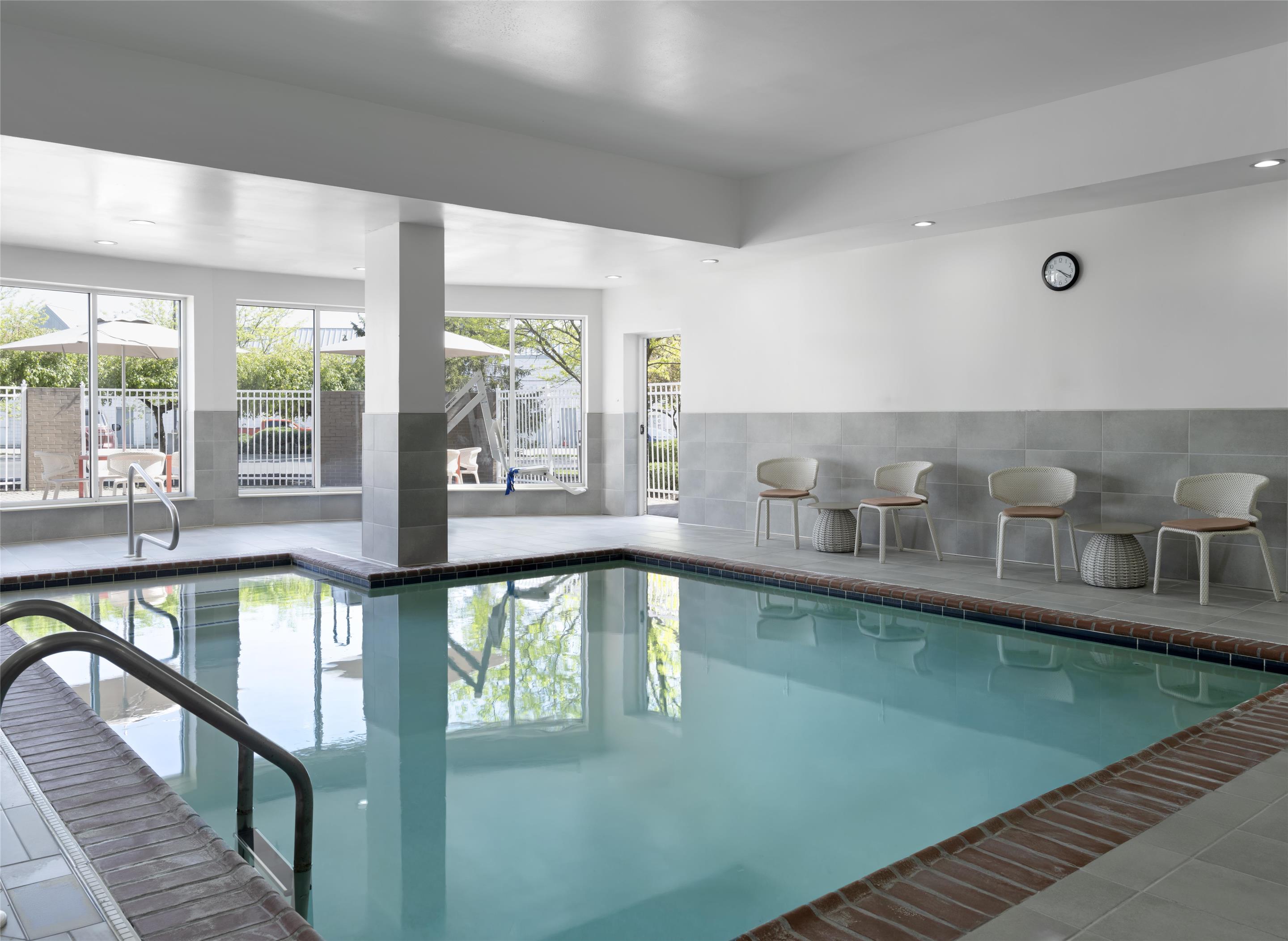 Pool | Hilton Garden Inn Indianapolis Northeast/Fishers