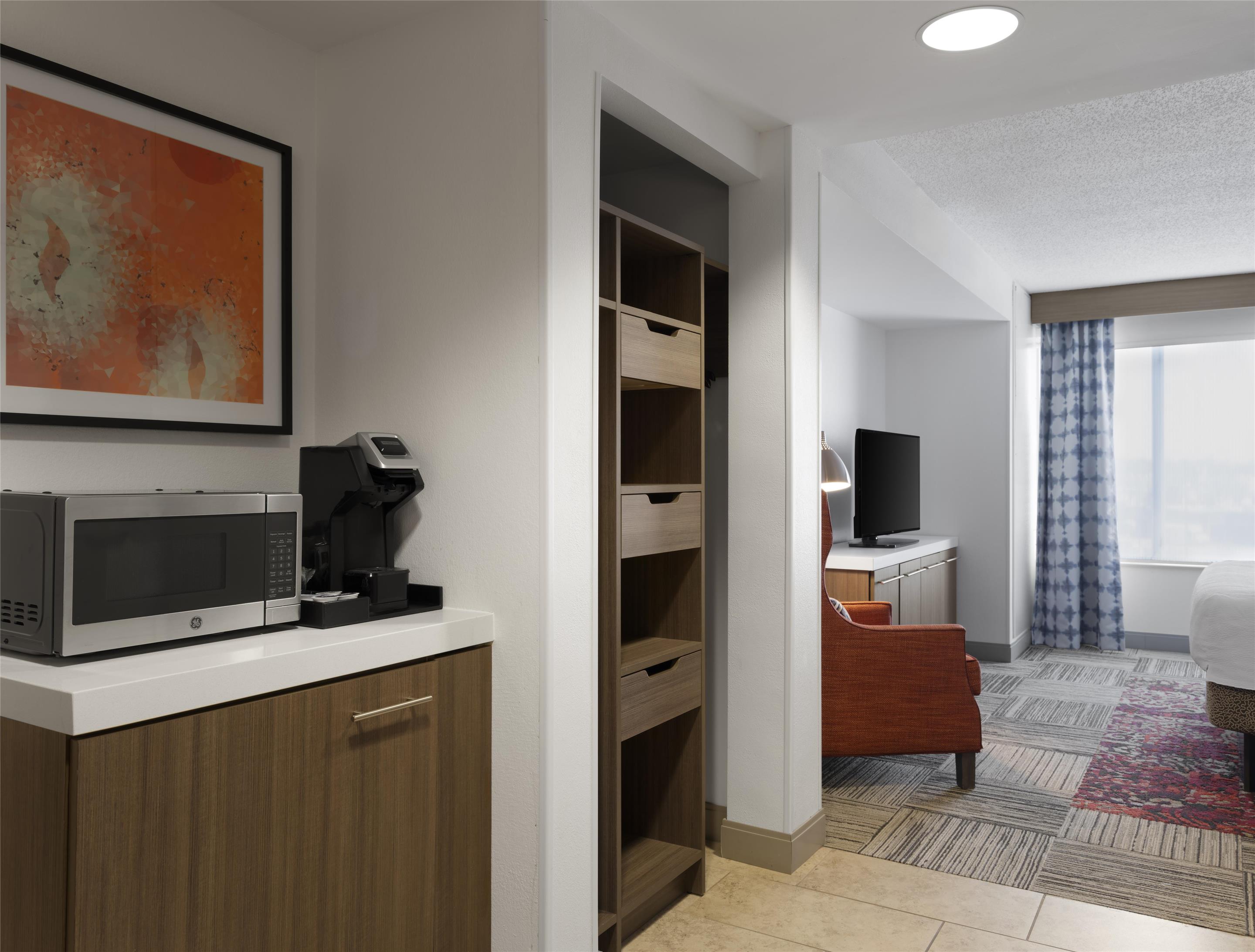Guest room