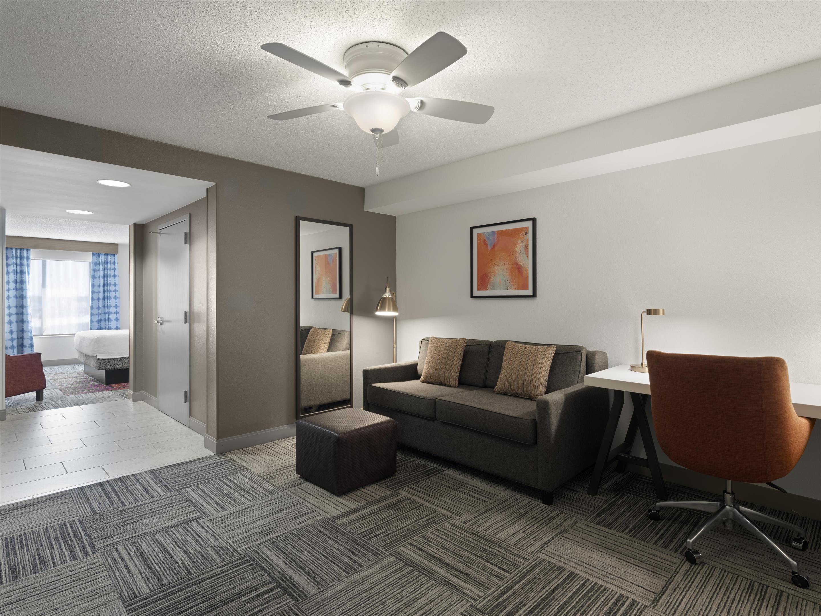 Guest room