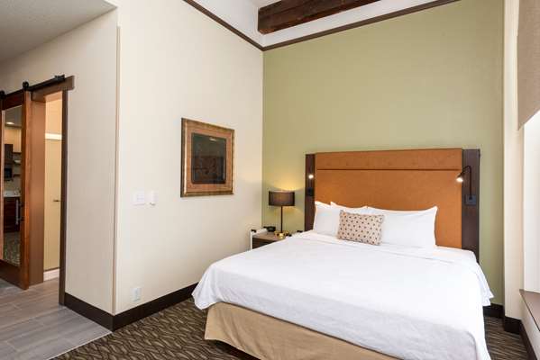  - Homewood Suites by Hilton Downtown Indianapolis