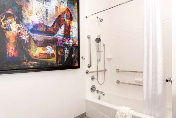  - Homewood Suites by Hilton Downtown Indianapolis