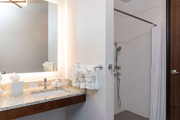  - Homewood Suites by Hilton Downtown Indianapolis