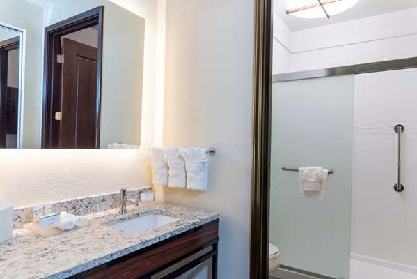  - Homewood Suites by Hilton Downtown Indianapolis