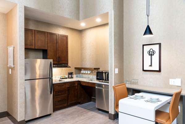  - Homewood Suites by Hilton Downtown Indianapolis
