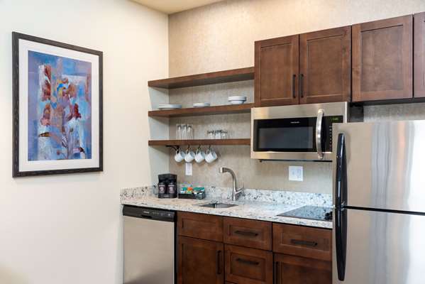  - Homewood Suites by Hilton Downtown Indianapolis