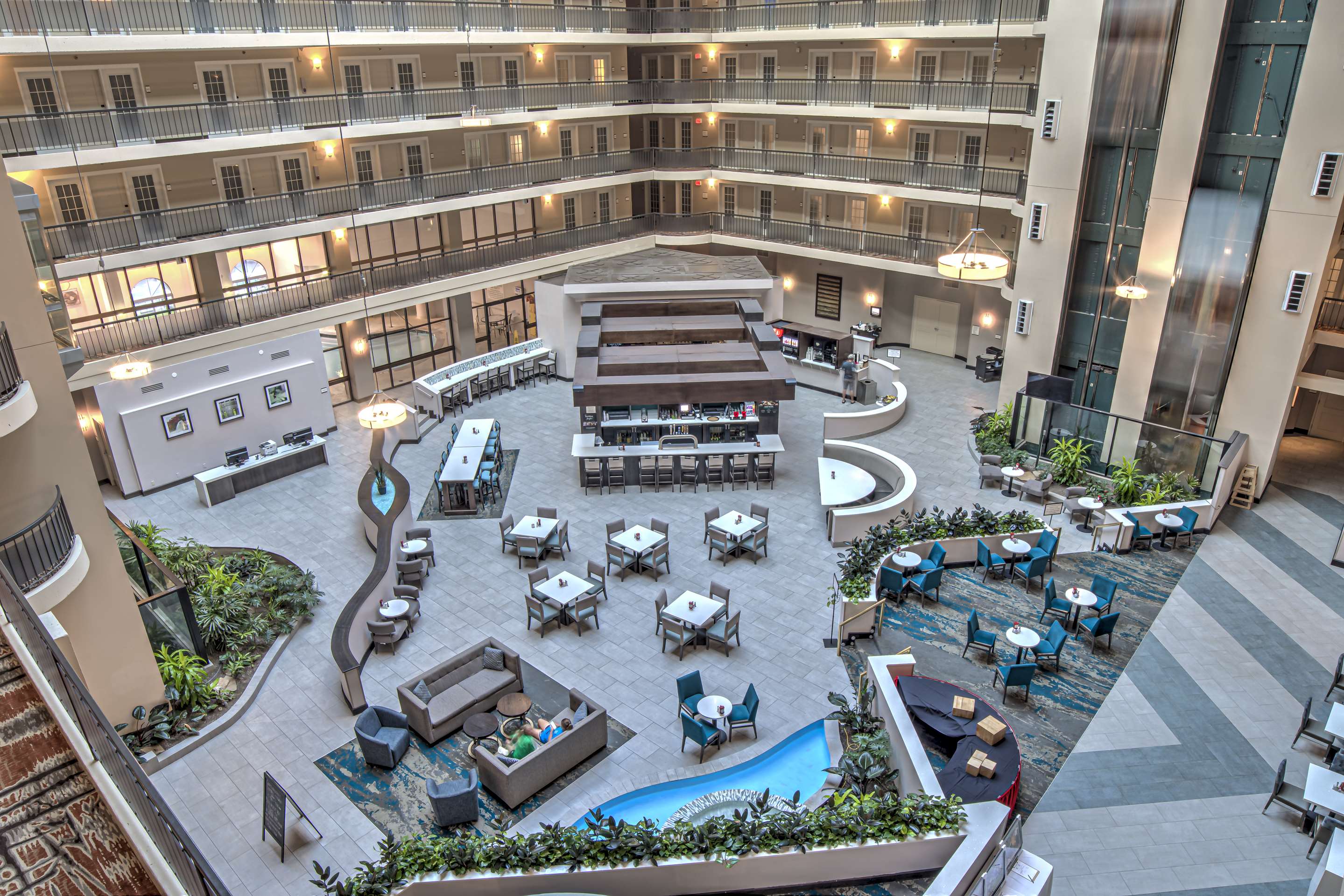 Lobby | Embassy Suites by Hilton Indianapolis North