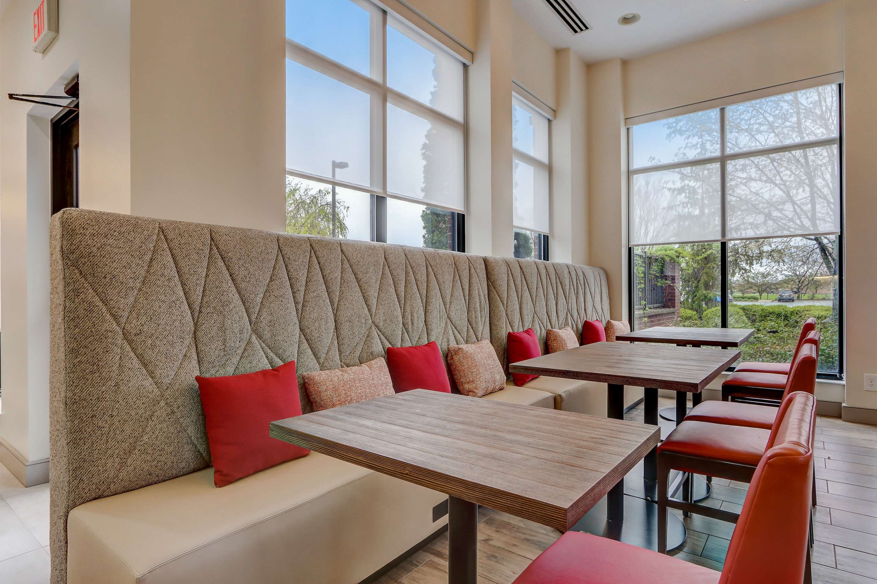 Restaurant | Hilton Garden Inn Indianapolis Northwest