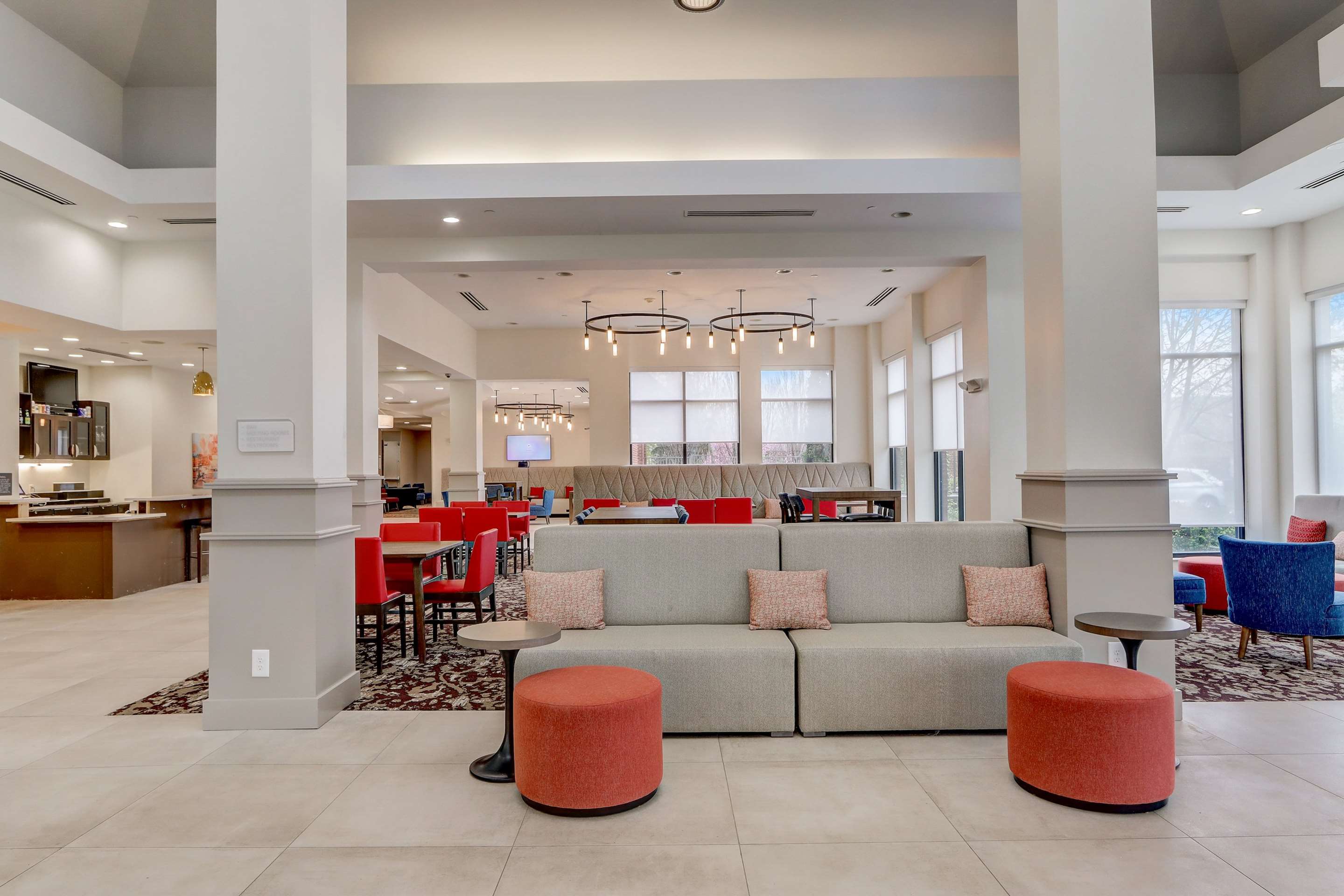 Lobby | Hilton Garden Inn Indianapolis Northwest