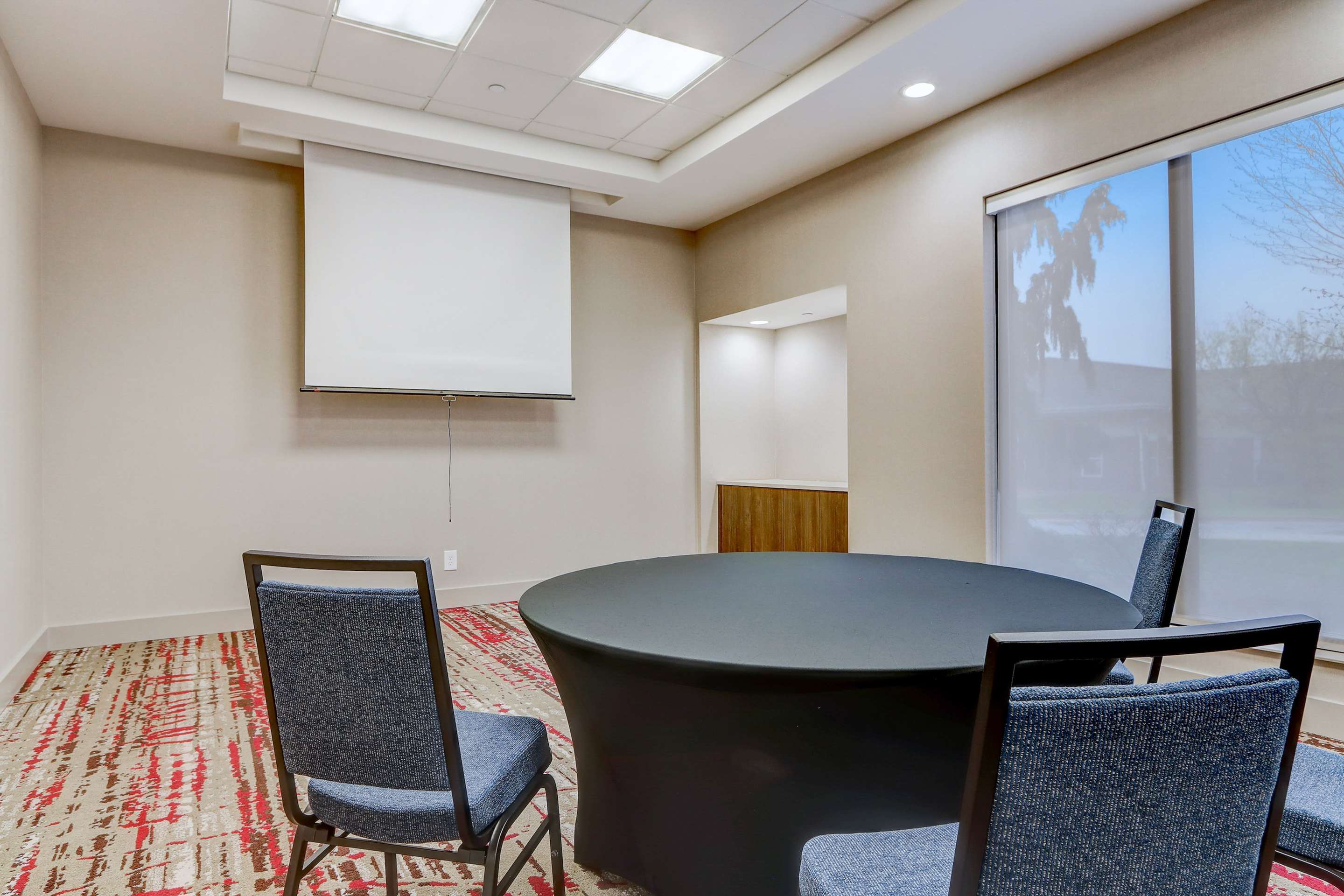 Meeting Room | Hilton Garden Inn Indianapolis Northwest