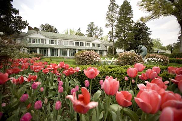 Exterior view - Embassy Suites Downtown Winston-Salem