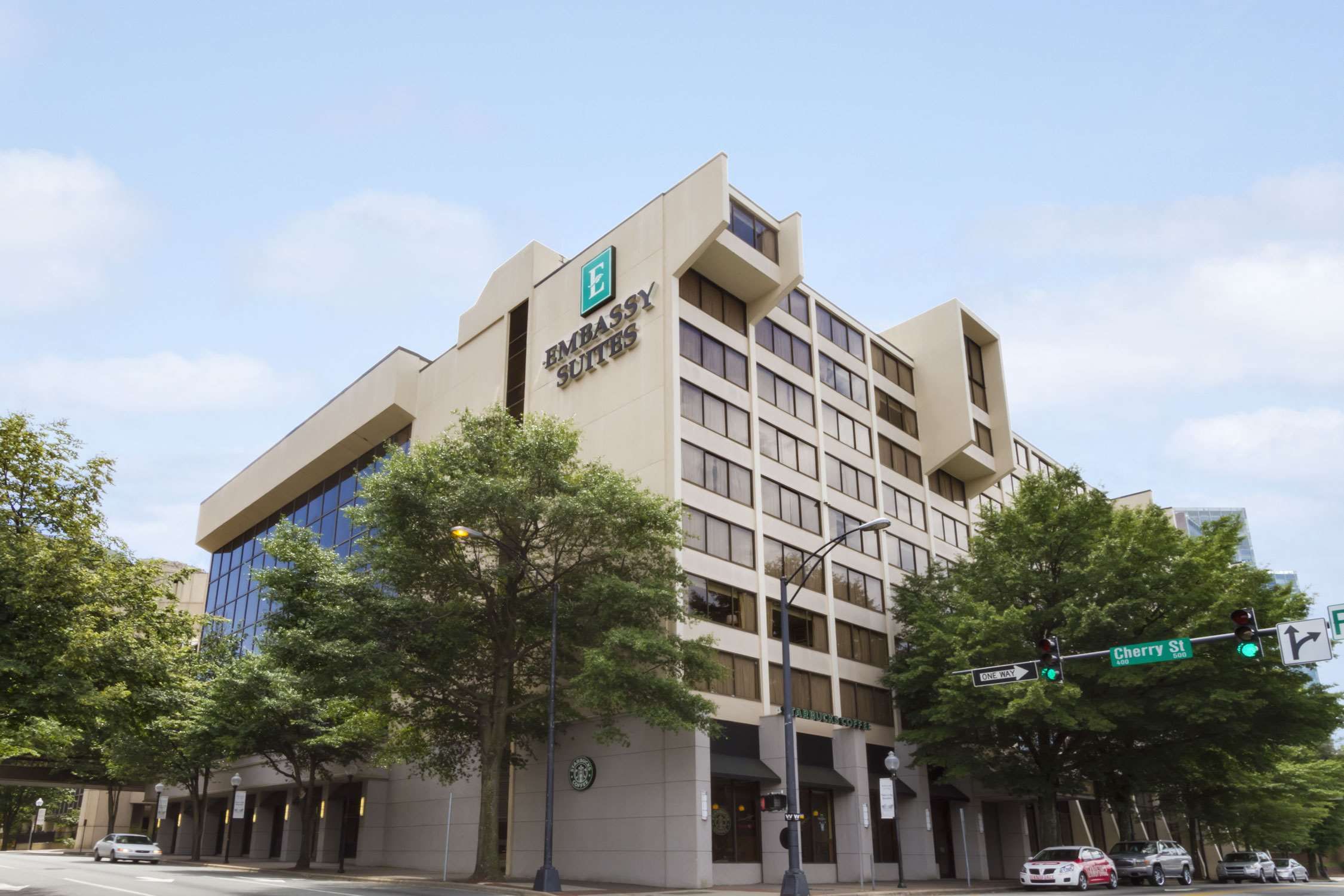 Exterior | Embassy Suites Hotel Winston-Salem