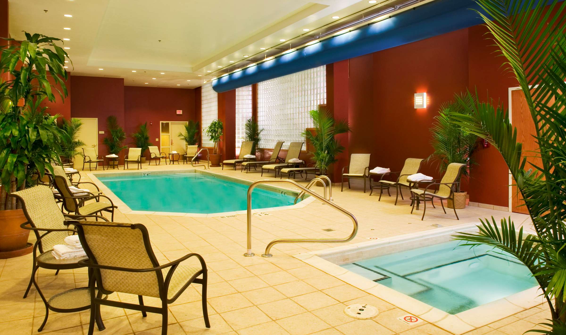 Pool | Embassy Suites Hotel Winston-Salem