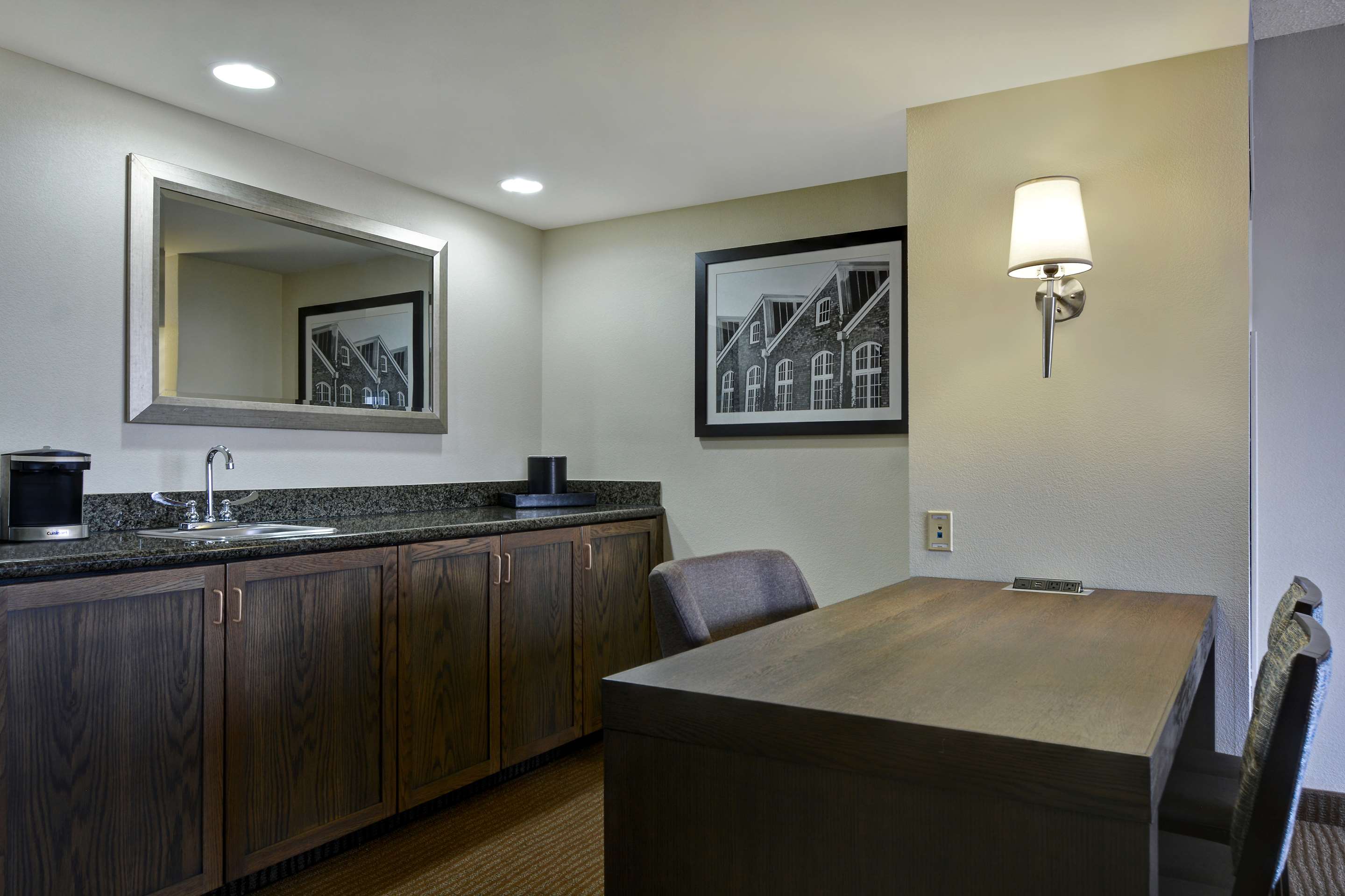 Guest room