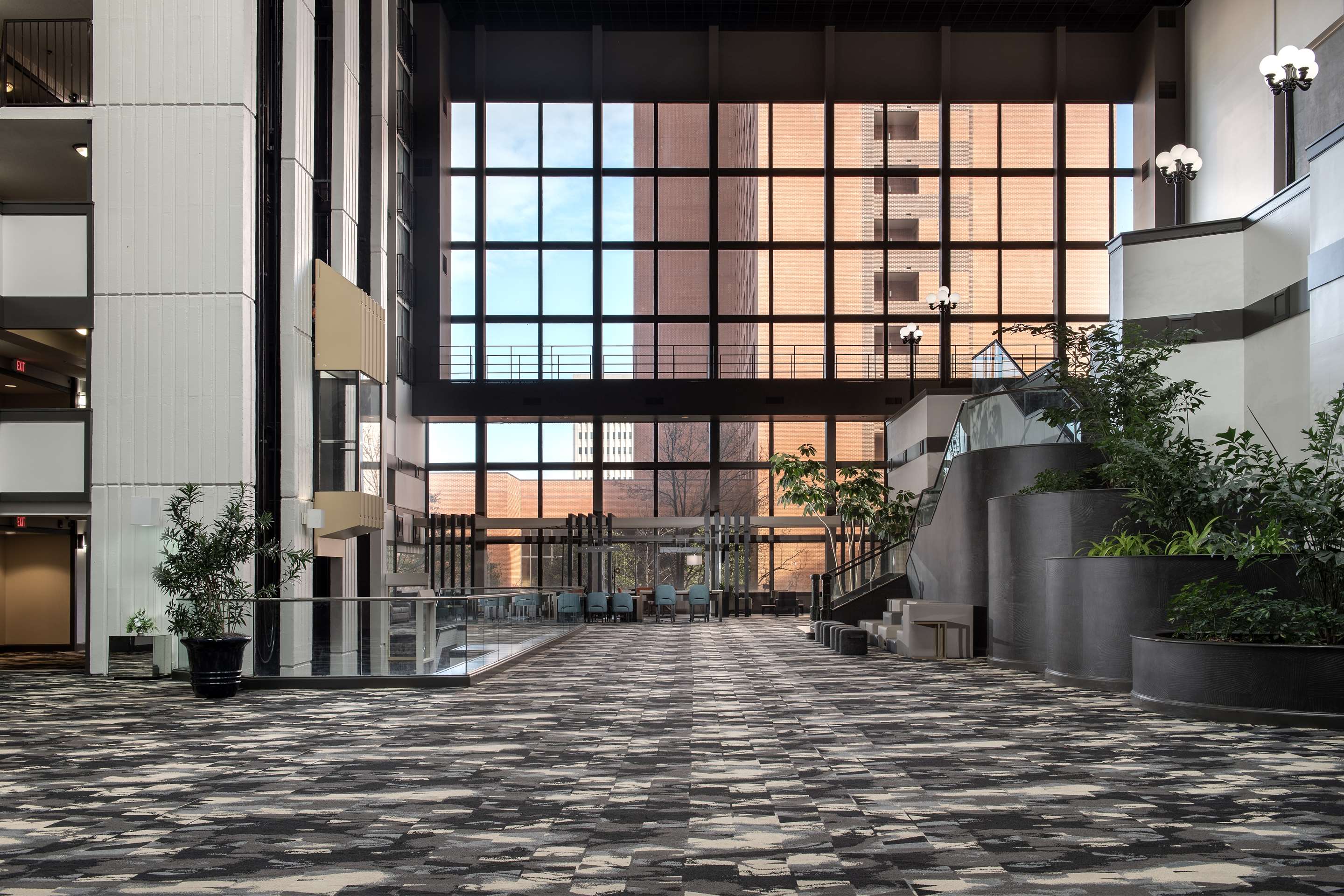 Lobby | Embassy Suites Hotel Winston-Salem