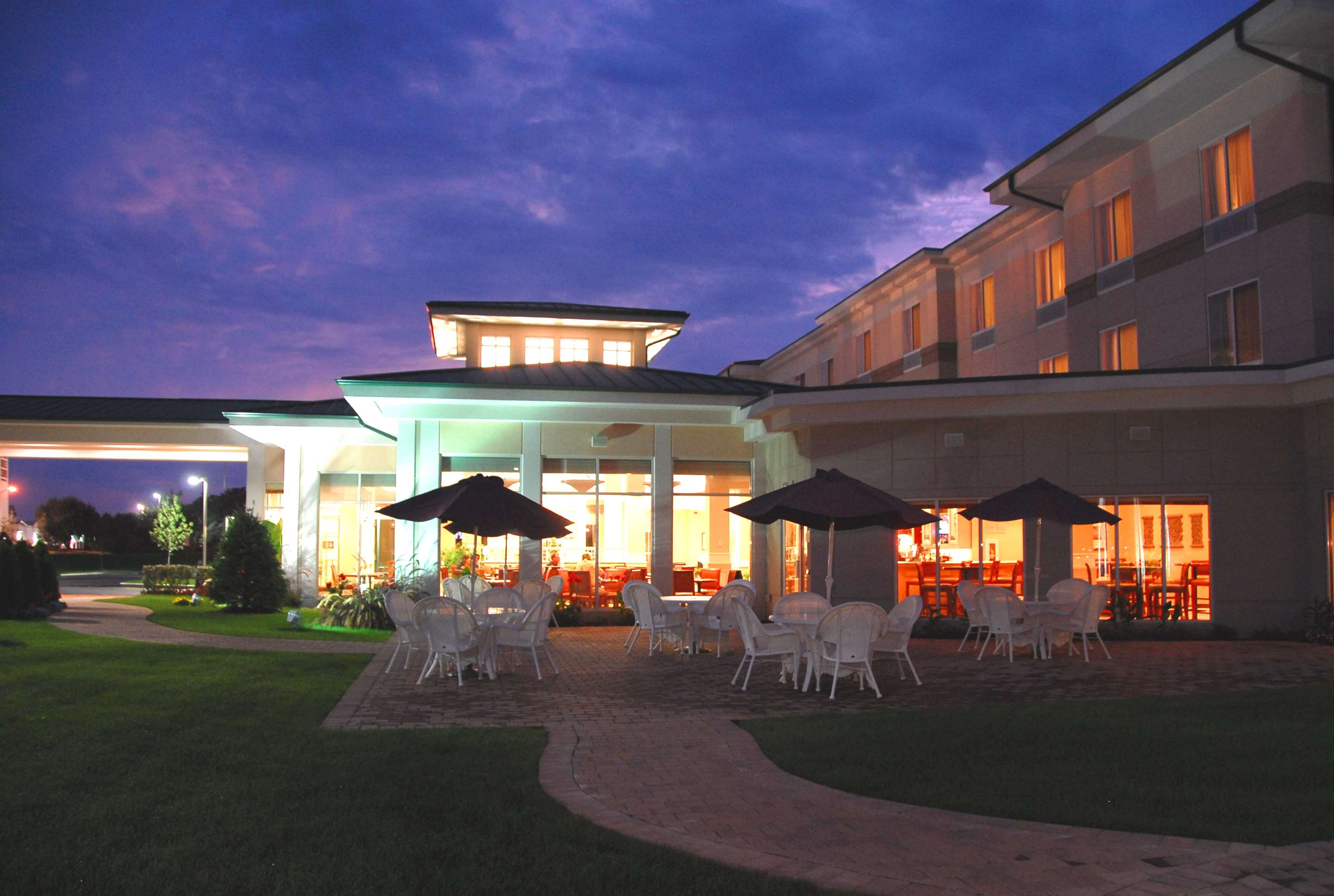 Exterior | Hilton Garden Inn Riverhead
