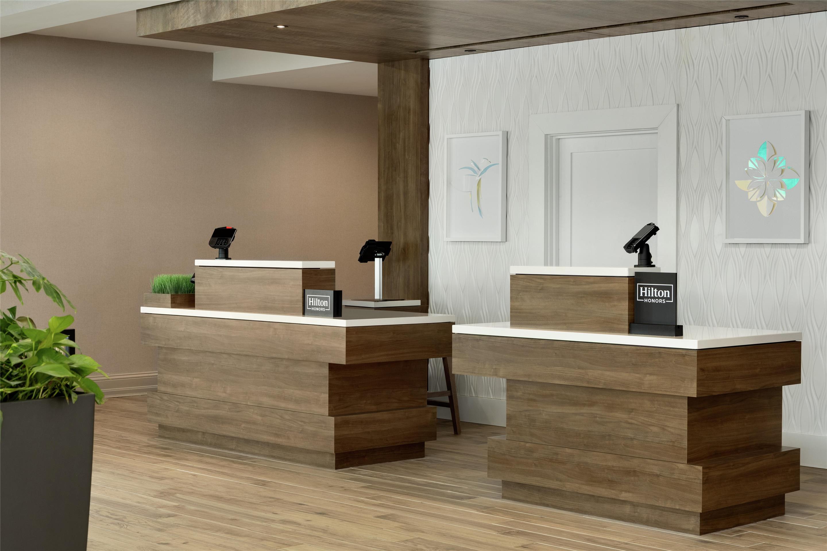 Reception | Hilton Garden Inn Riverhead