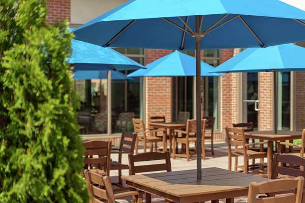 Bar - Hilton Garden Inn Stony Brook