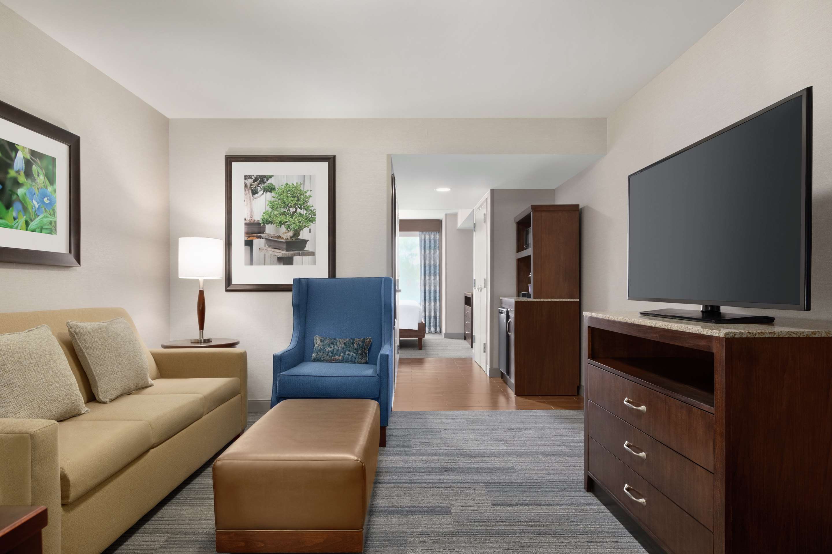 Guest room