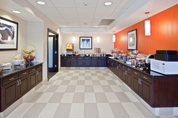 Amenities - Hampton Inn Ithaca