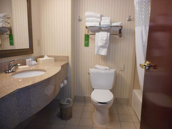 - Hampton Inn Ithaca