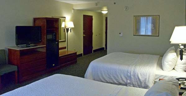  - Hampton Inn Ithaca