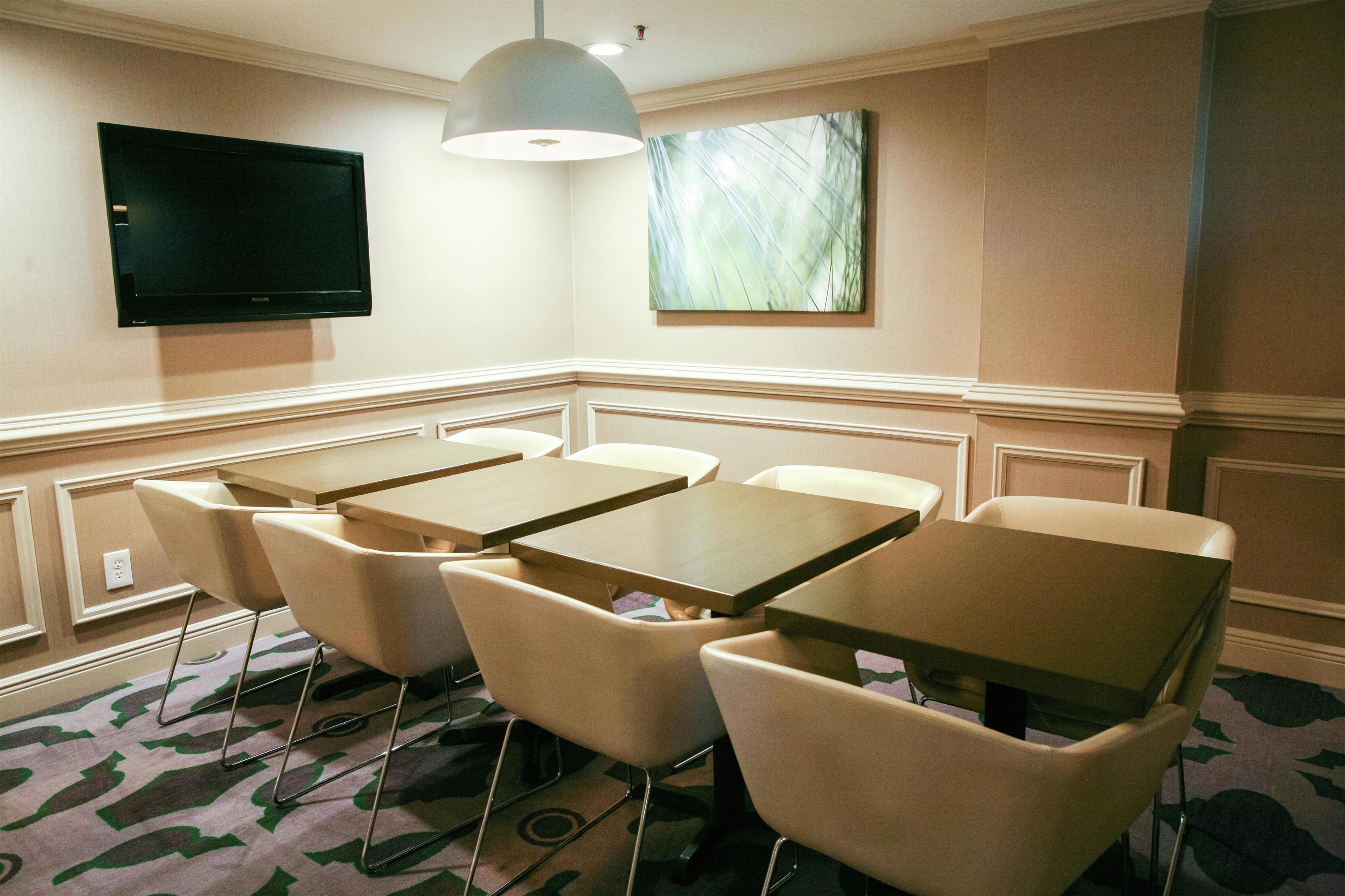 Meeting Room | Hilton Jackson