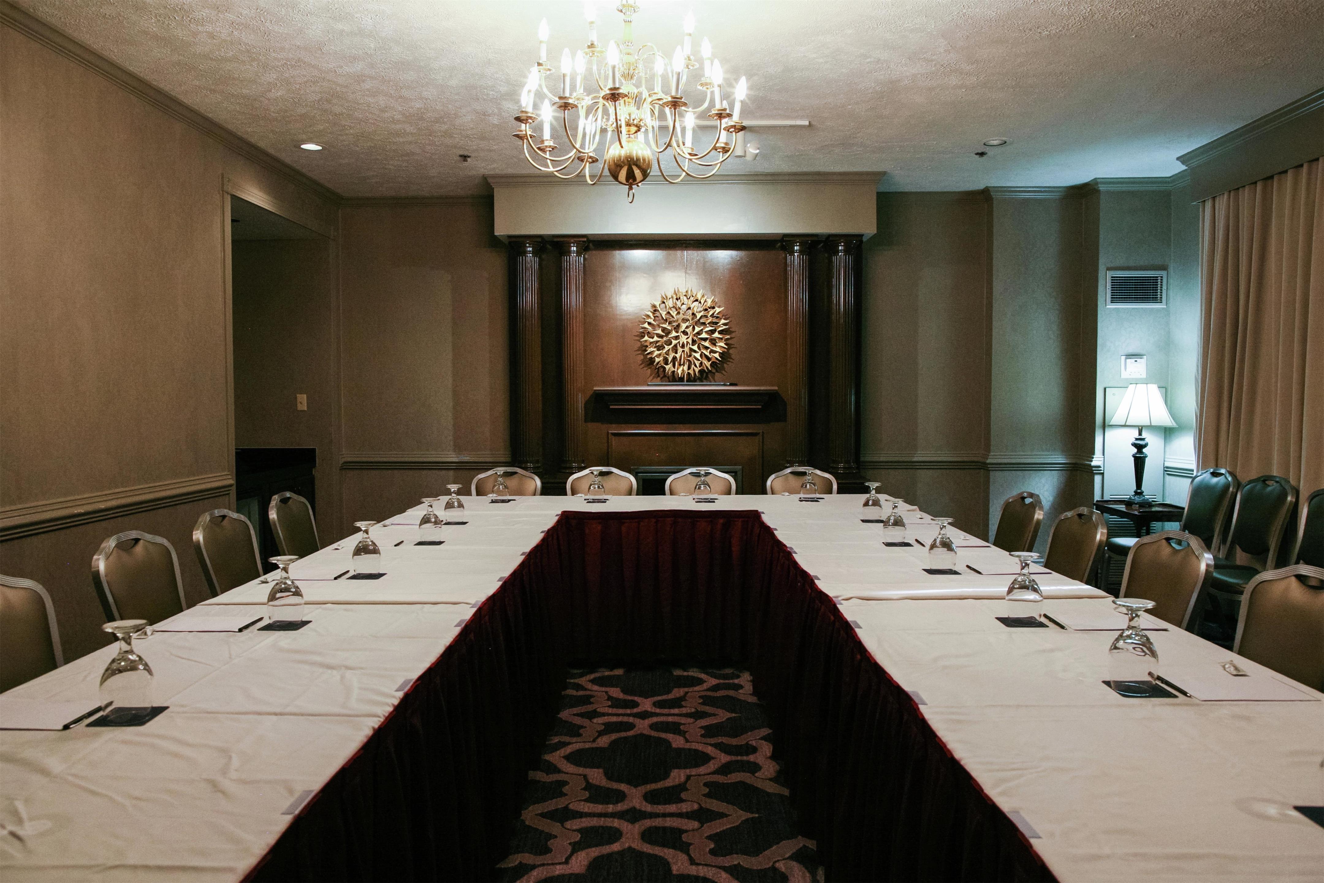 Meeting Room | Hilton Jackson
