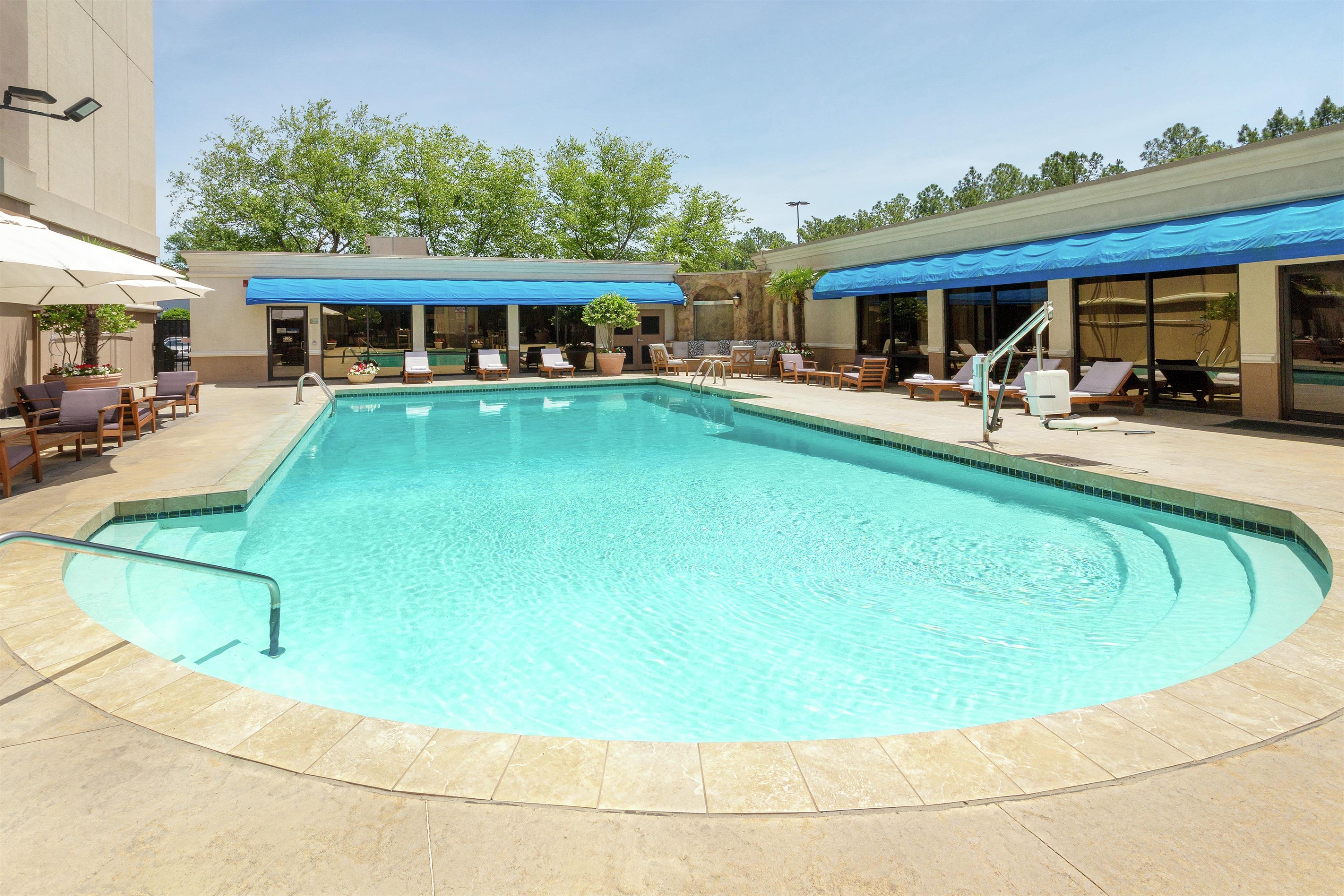 Pool | Hilton Jackson